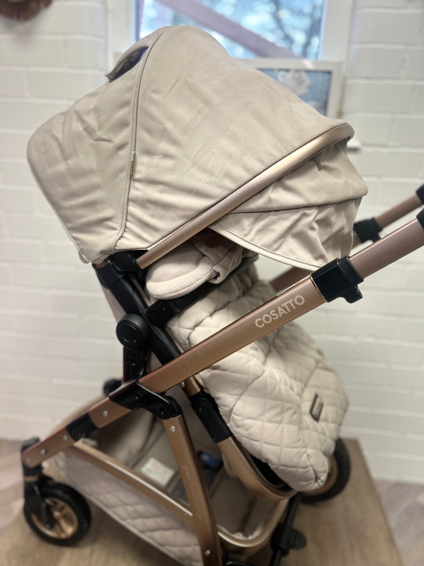 Cosatto Wow 2 - Travel System - Whisper