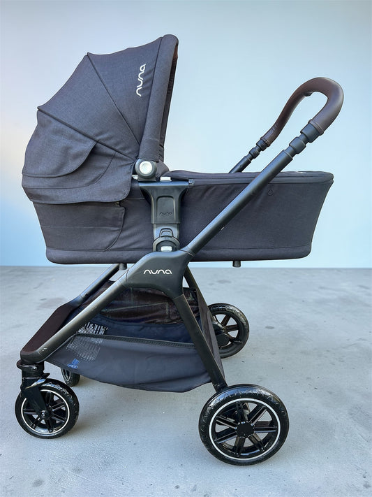 Nuna TRIV Next Urbn Pushchair Bundle with PIPA Urbn Car Seat & LYTL Carrycot - Caviar