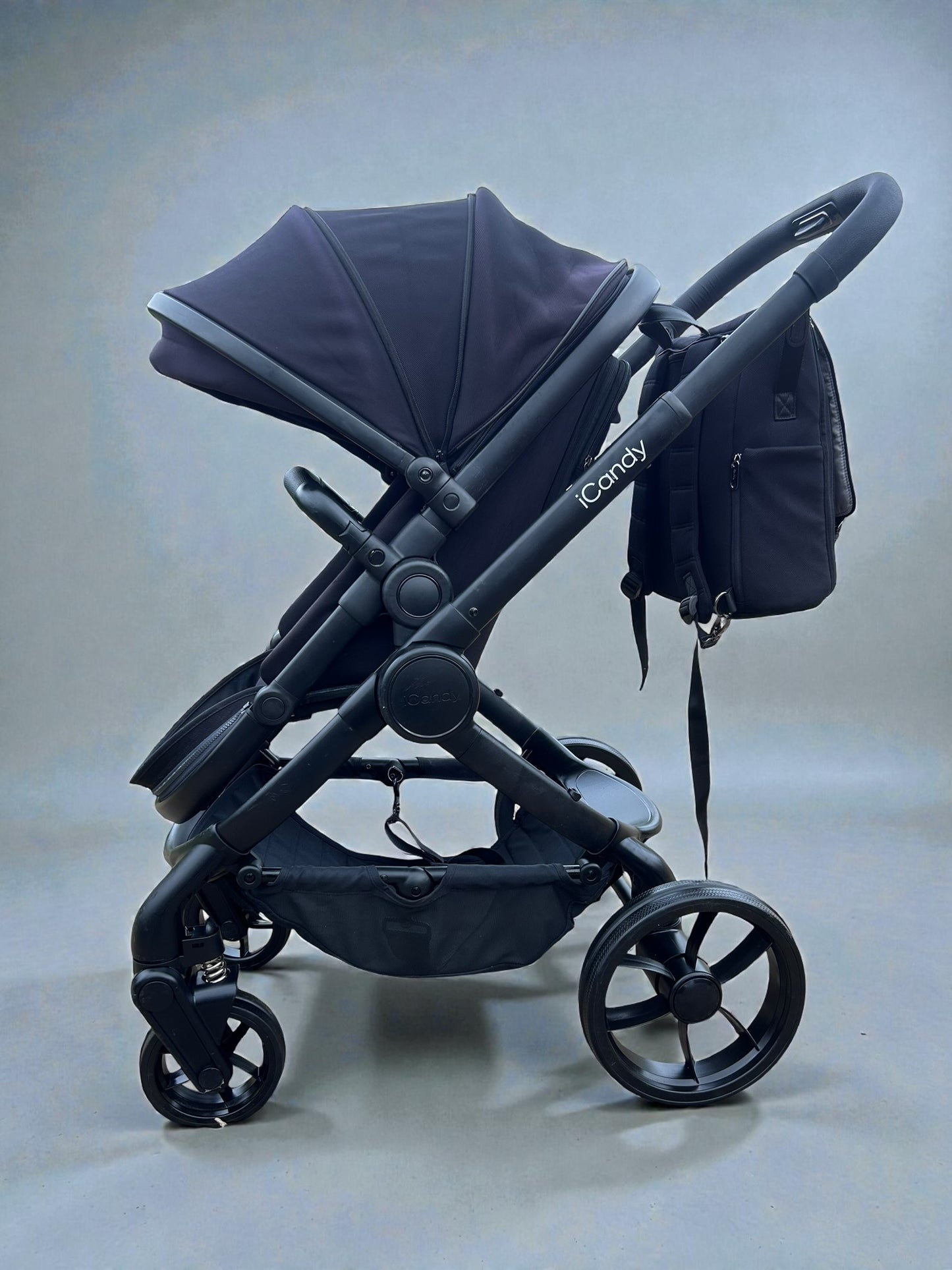 iCandy Peach 7 Travel System Bundle – Black Edition