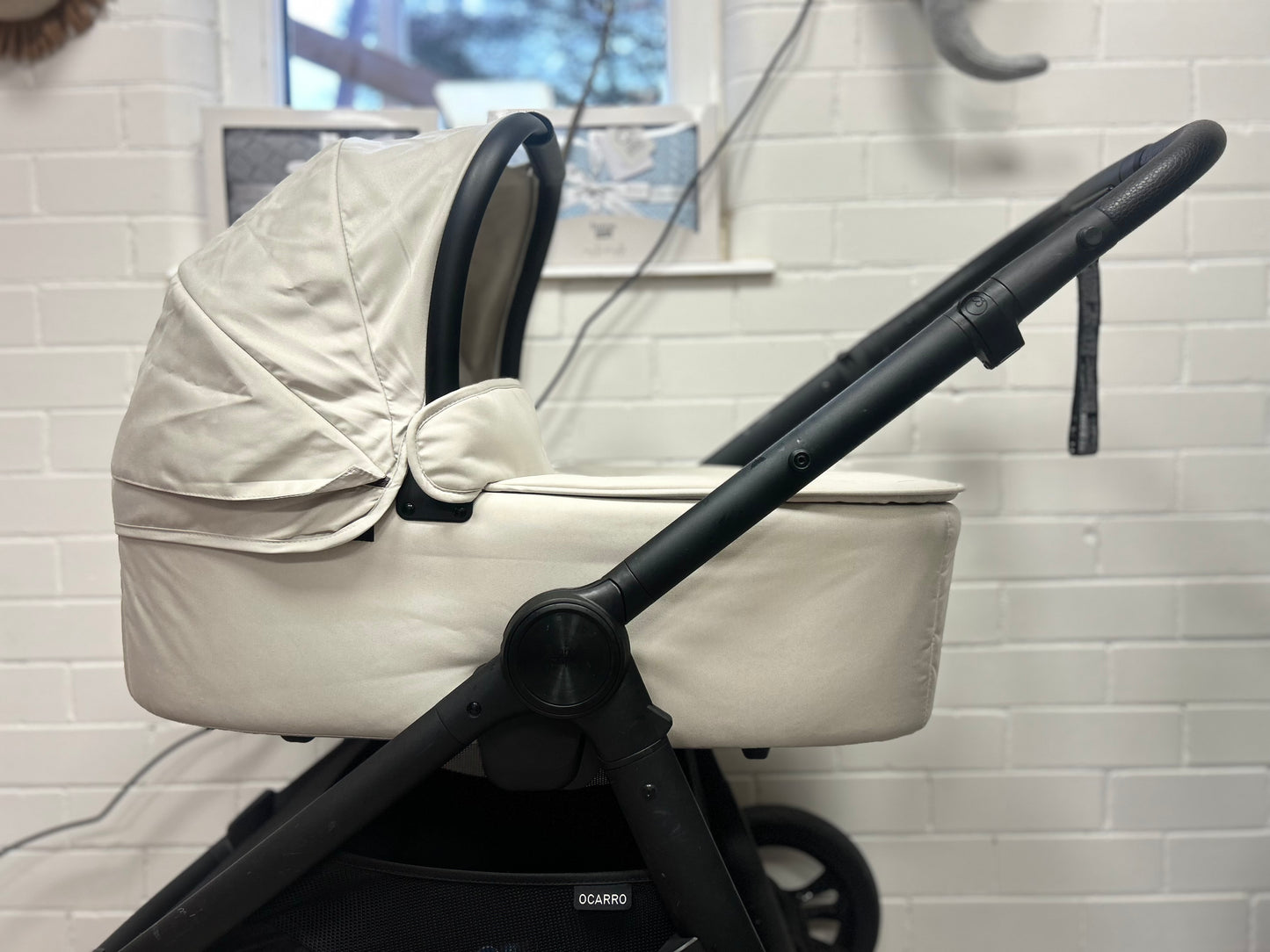 Mamas & Papas Ocarro - 2 in 1 Travel System - Sandstone