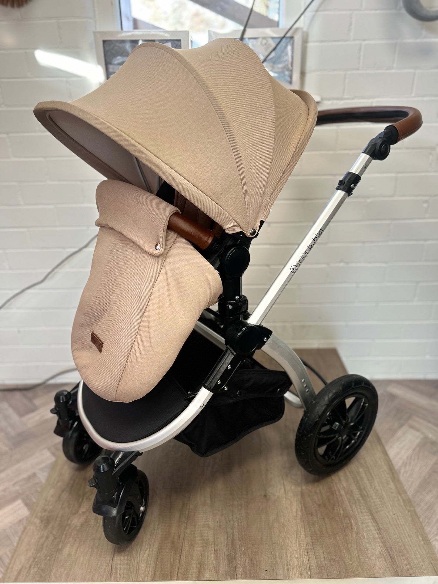 Ickle Bubba Stomp Luxe - Desert - 3 in 1 Travel System
