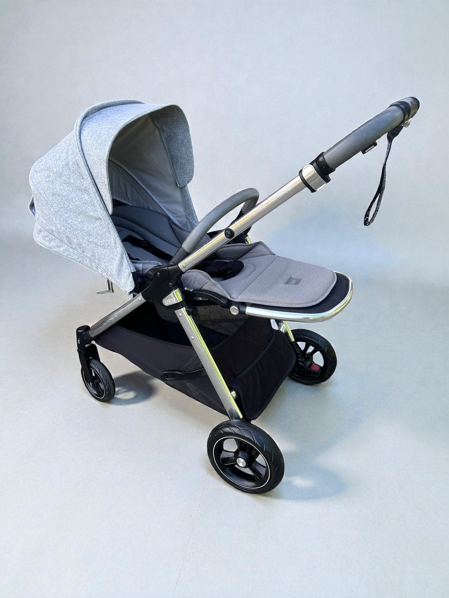 Mamas & Papas Flip XT³  – Skyline Grey