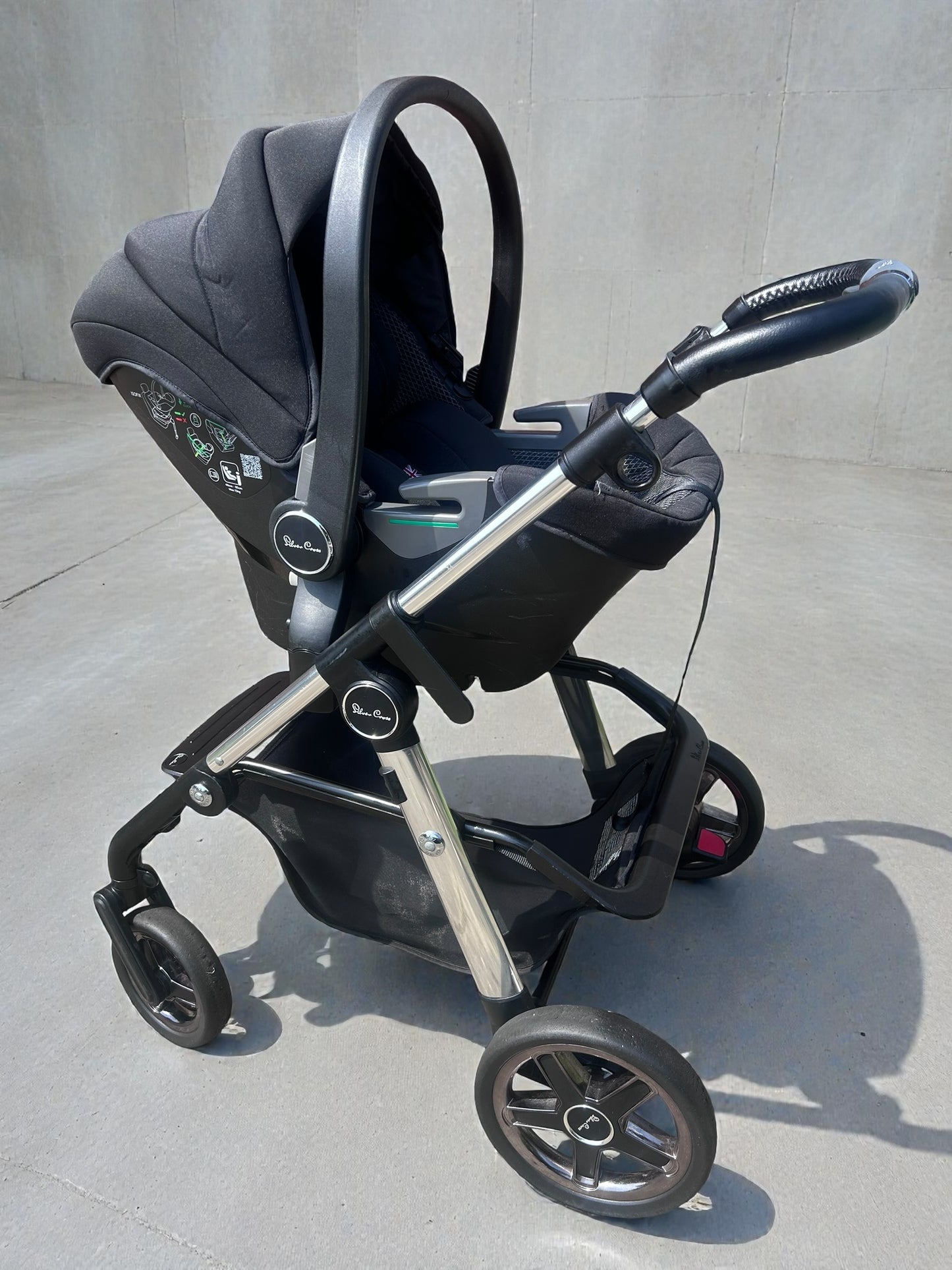 Silver Cross Pioneer Pram System - Pepper