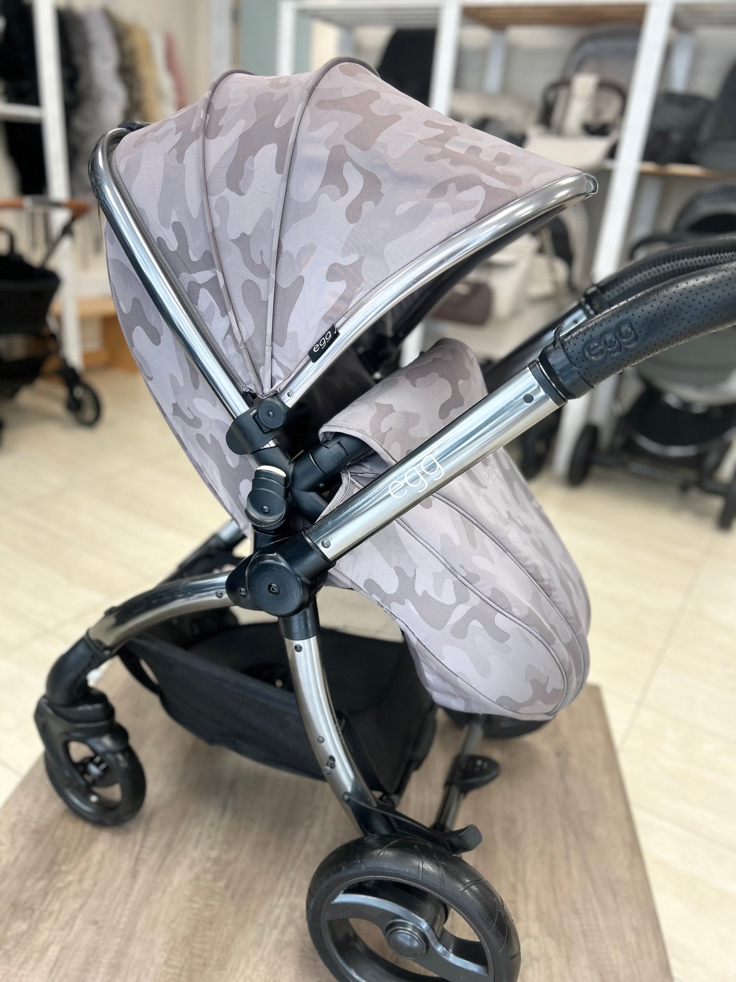 BabyStyle Egg Full Travel System  - Camo Grey