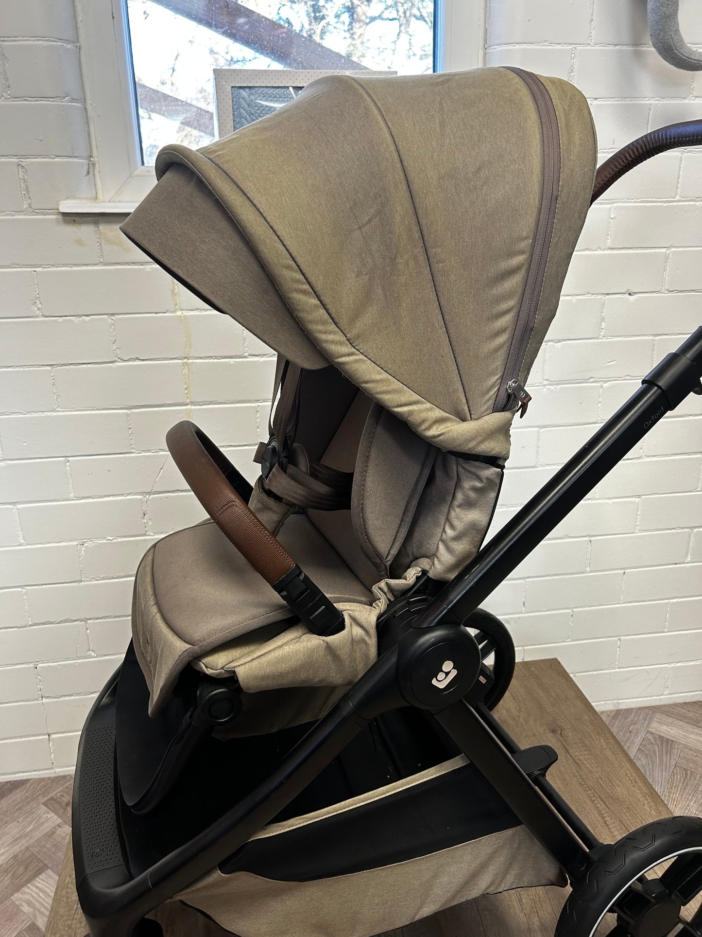Maxi-Cosi Oxford+ - Twillic Truffle - 3in1 Travel System