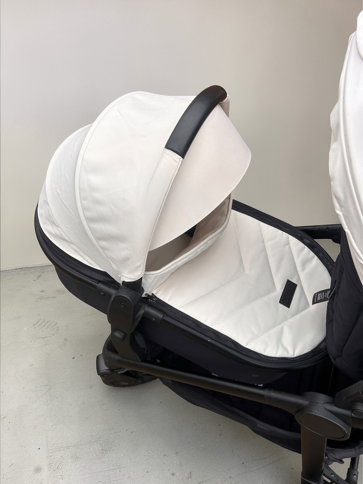 Ickle Bubba Virgo Double Travel System - Black/Stone