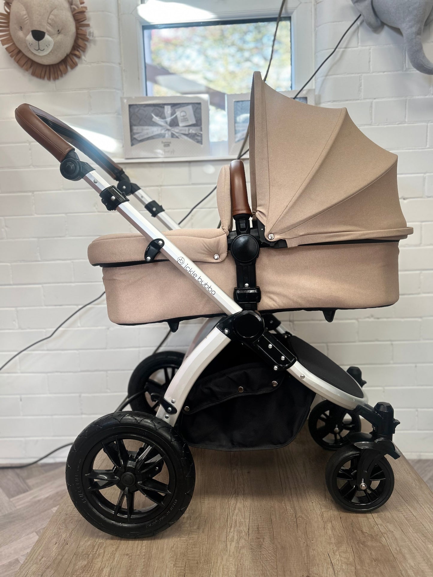 Ickle Bubba Stomp Luxe - Desert - 3 in 1 Travel System