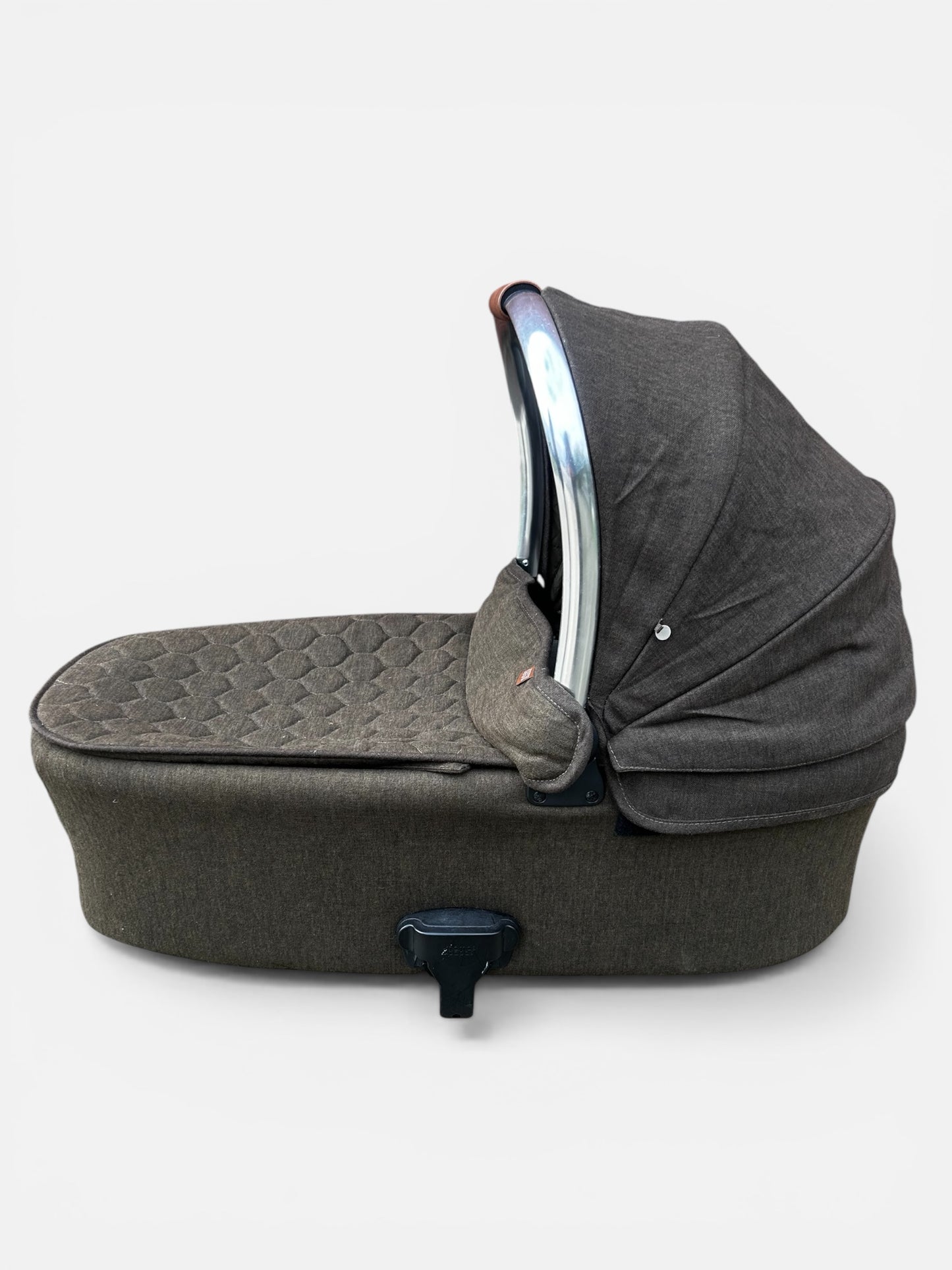 Mamas & Papas Ocarro Carrycot Khaki Explorer