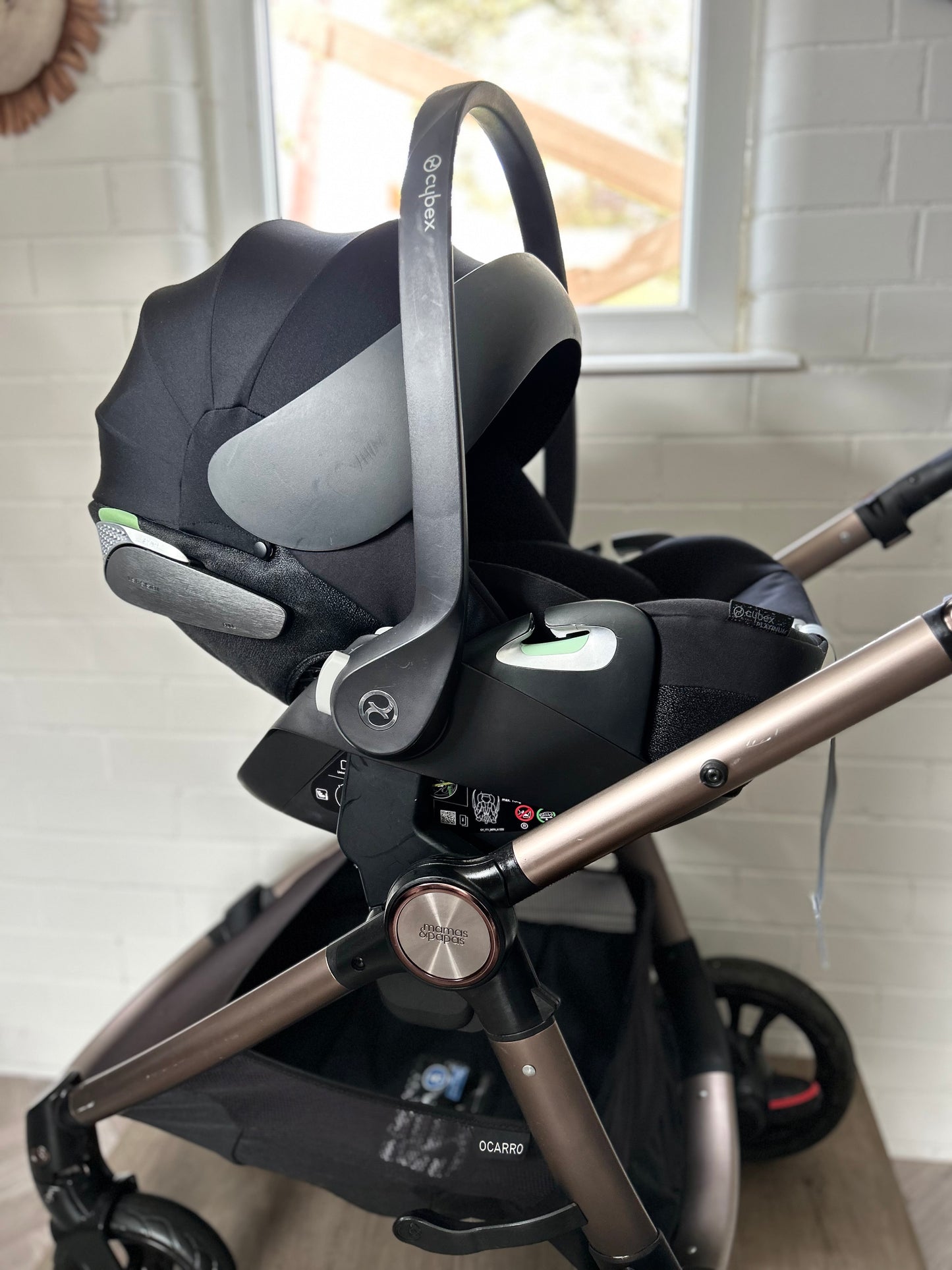 Mamas & Papas Ocarro 3 in 1 Travel System - Phantom
