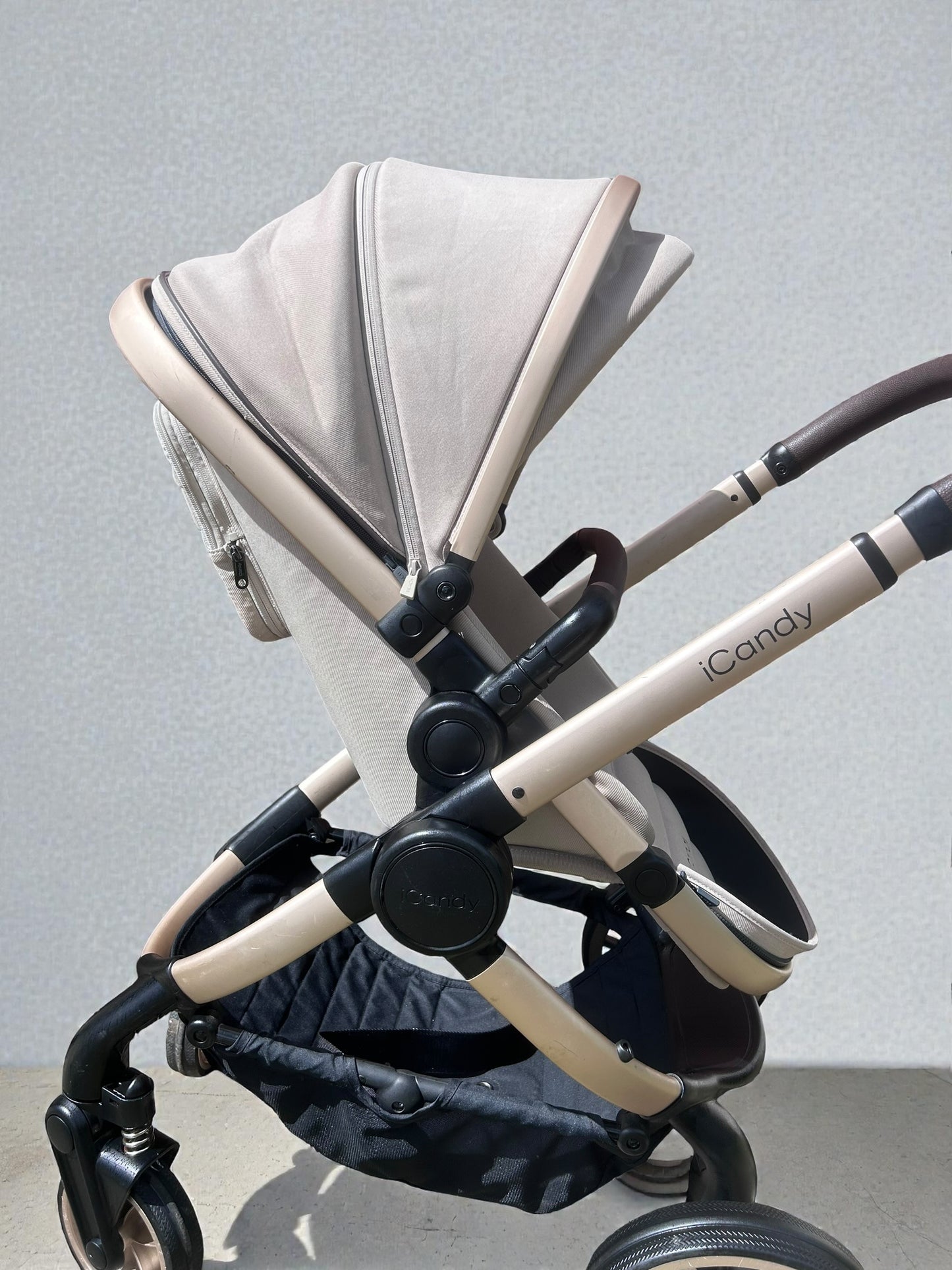 iCandy Peach 7 Complete Pushchair Bundle - Biscotti
