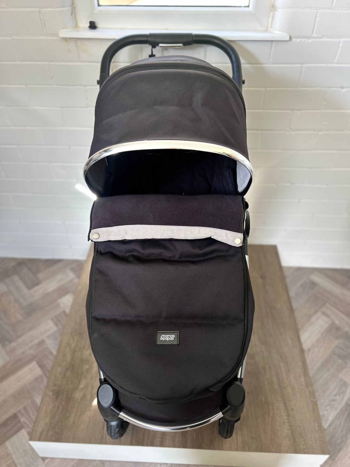 Mamas & Papas Ocarro Black / Chrome 3 in 1 Travel System