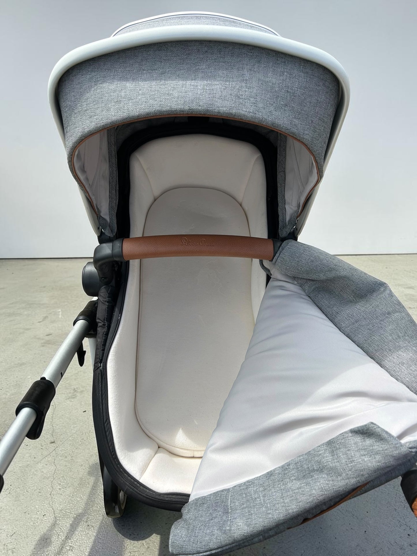 Silver Cross Wayfarer - 3 in 1 Travel System - Stone Grey