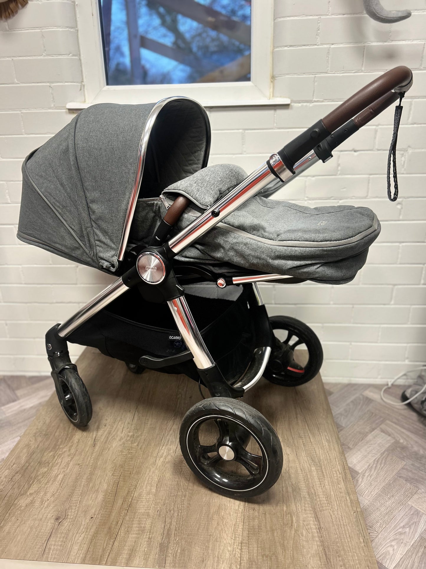 Mamas And Papas Ocarro Pushchair & Carrycot - Grey Mist