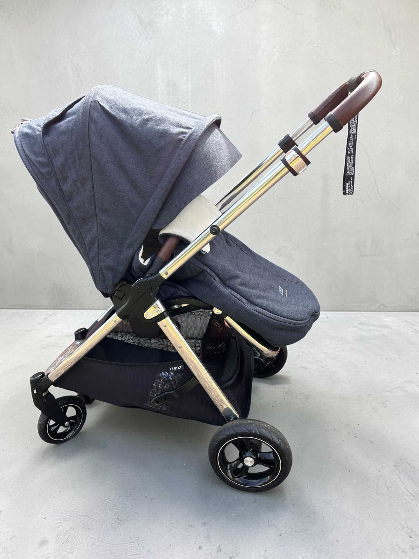 Mamas & Papas Flip XT3 Pushchair & Carrycot Bundle