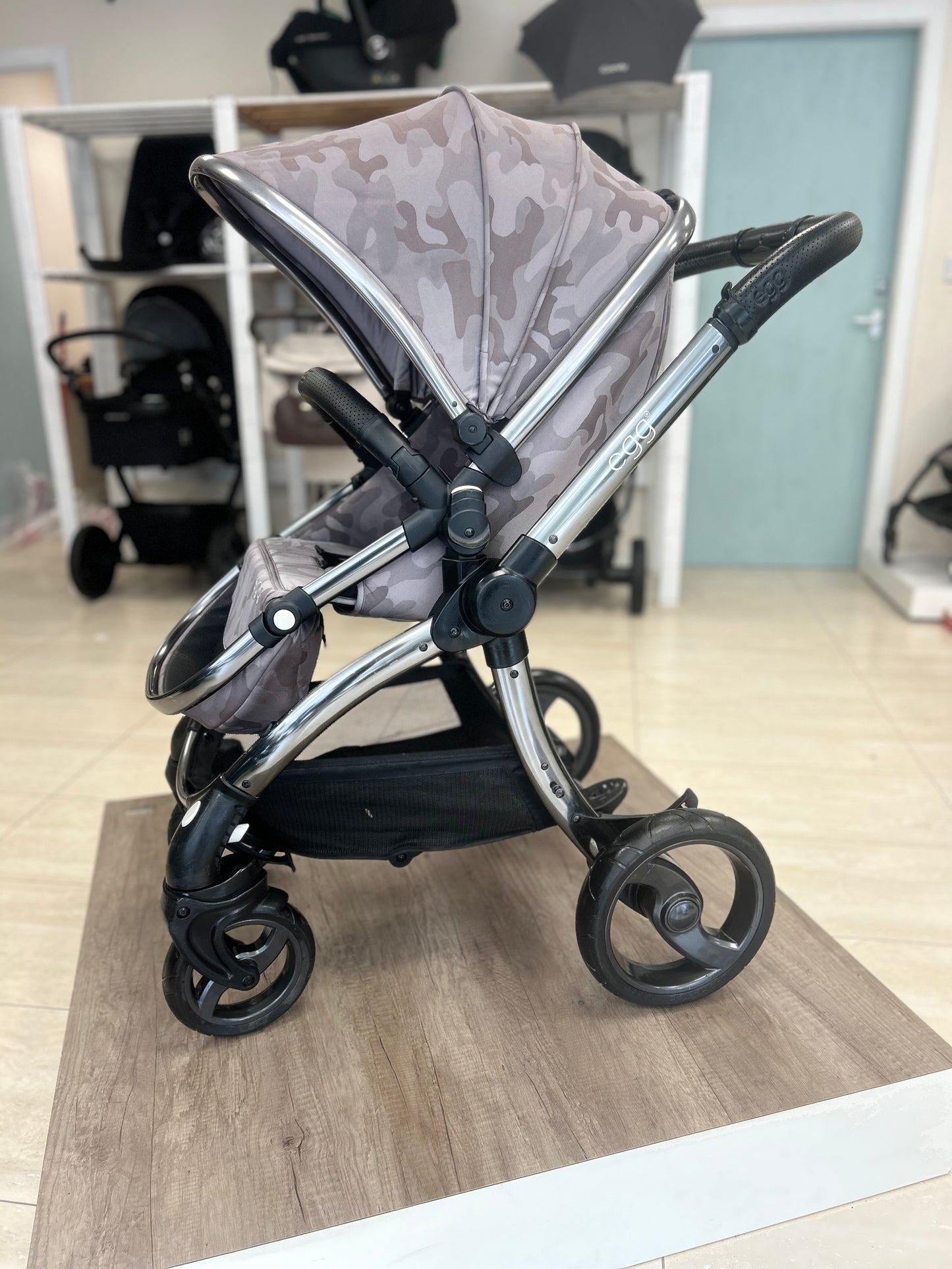 BabyStyle Egg Full Travel System  - Camo Grey