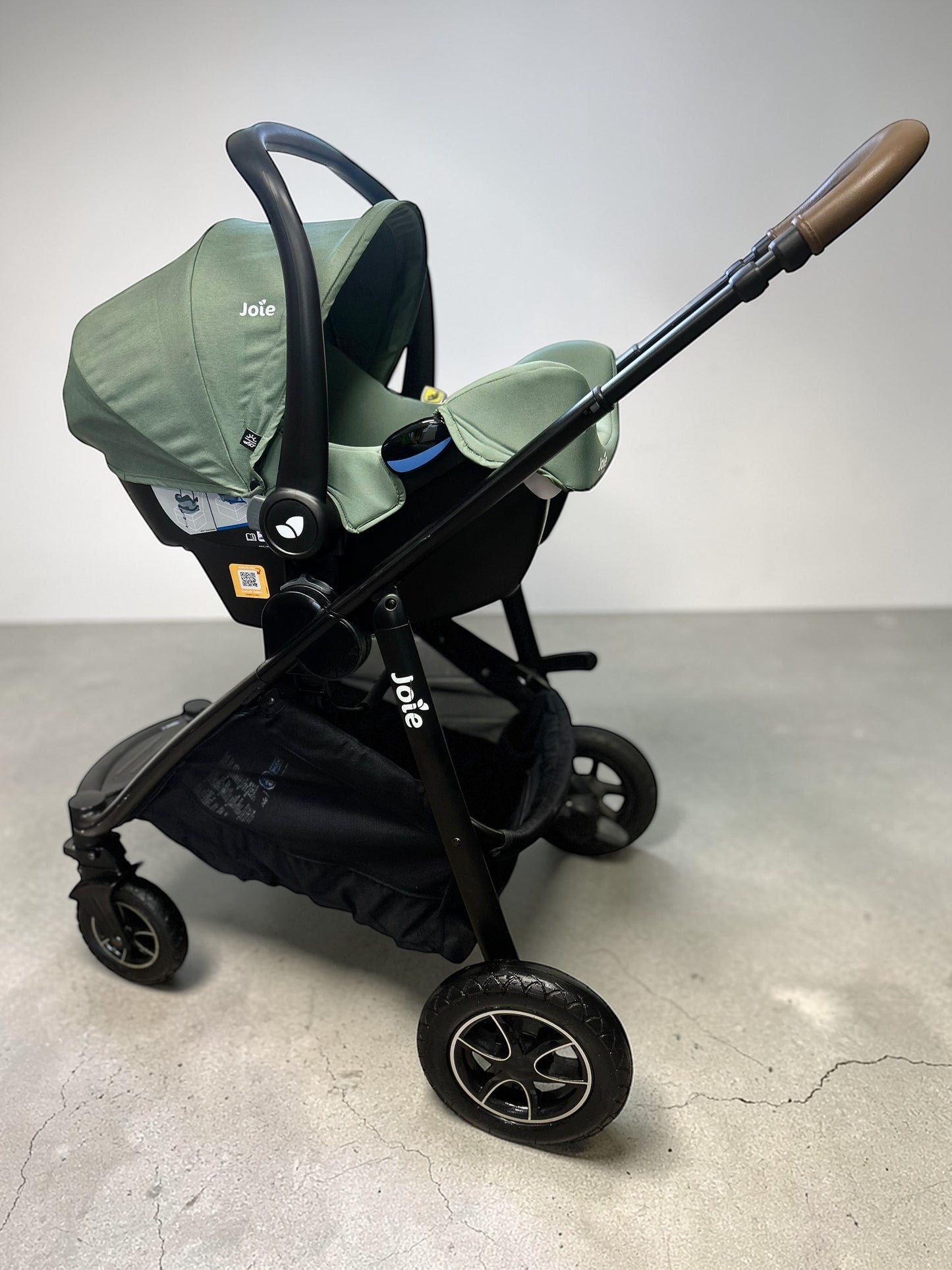 Joie Versatrax E Trio Travel System - Laurel