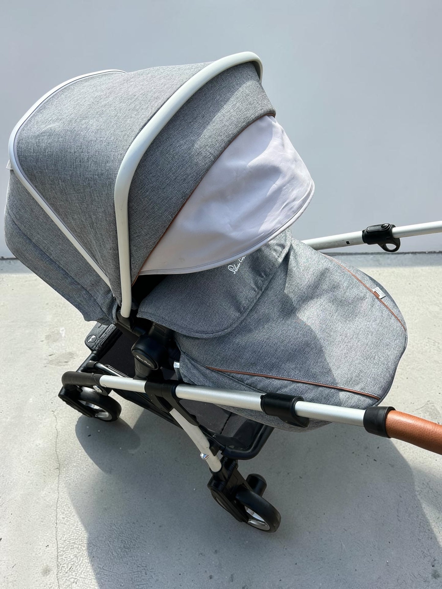 Silver Cross Wayfarer - 3 in 1 Travel System - Stone Grey