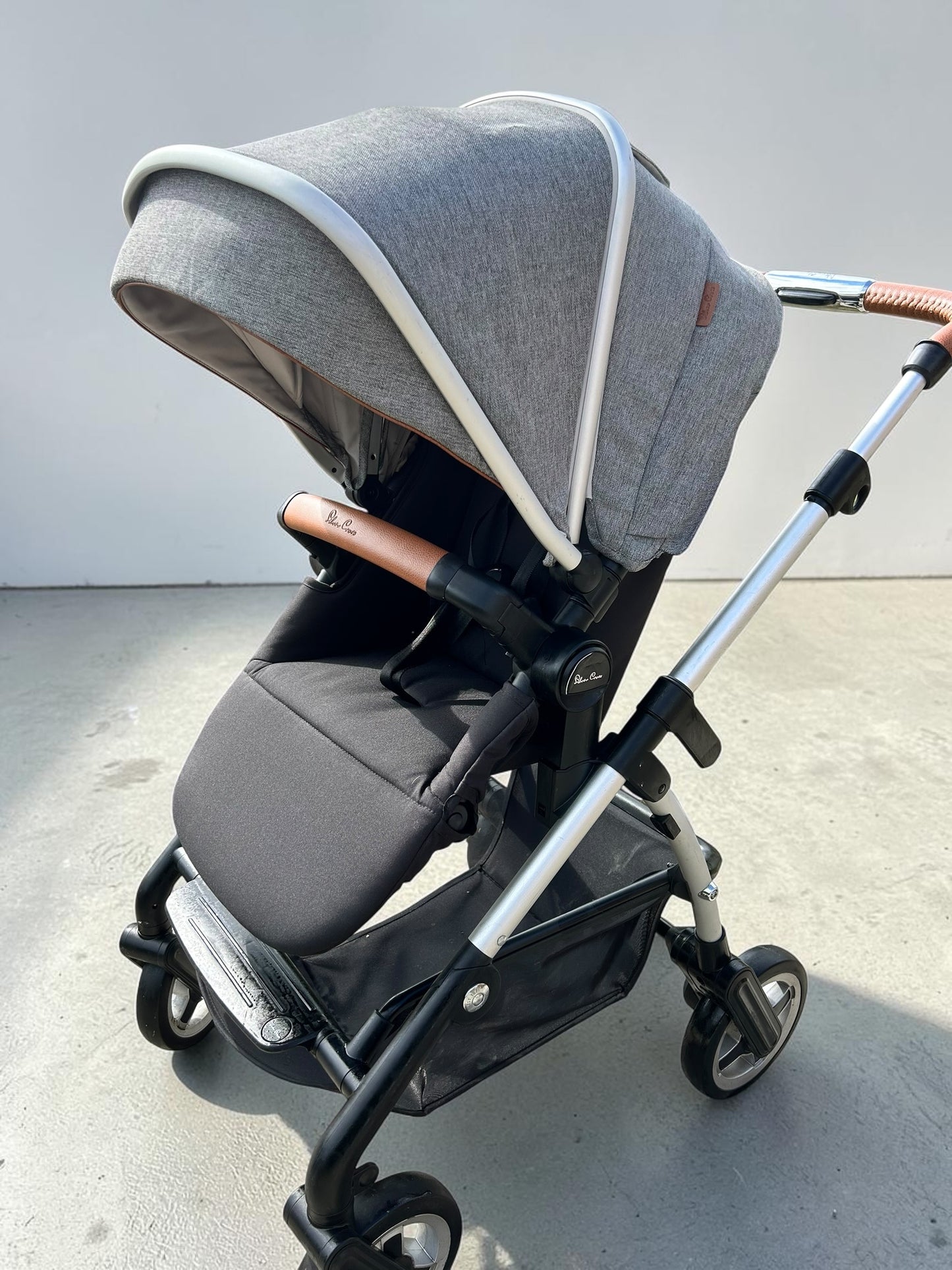 Silver Cross Wayfarer - 3 in 1 Travel System - Stone Grey