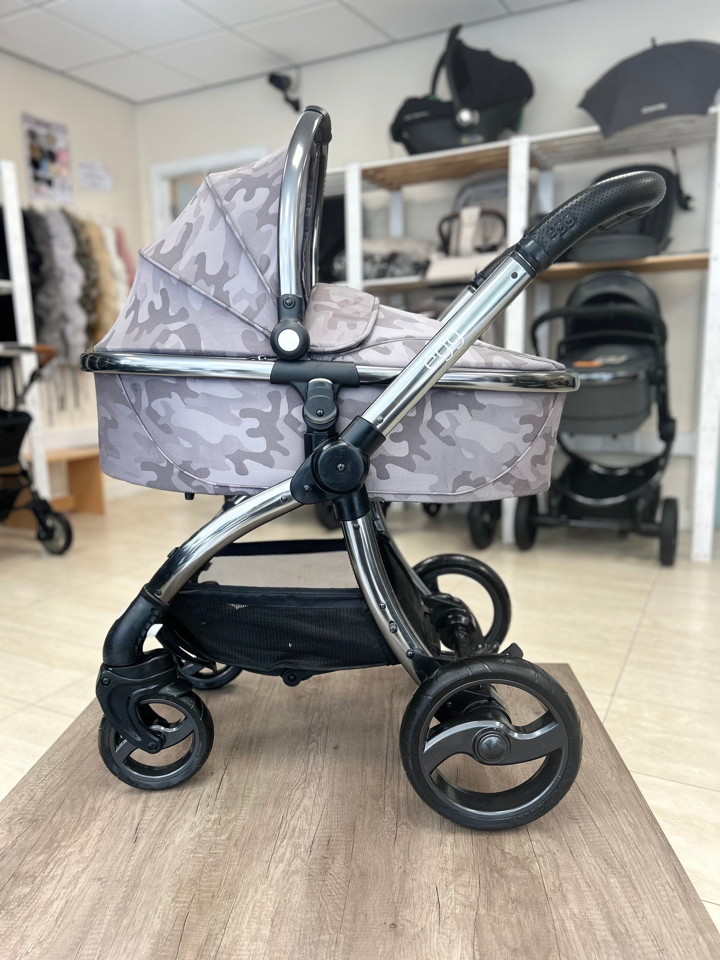 BabyStyle Egg Full Travel System  - Camo Grey