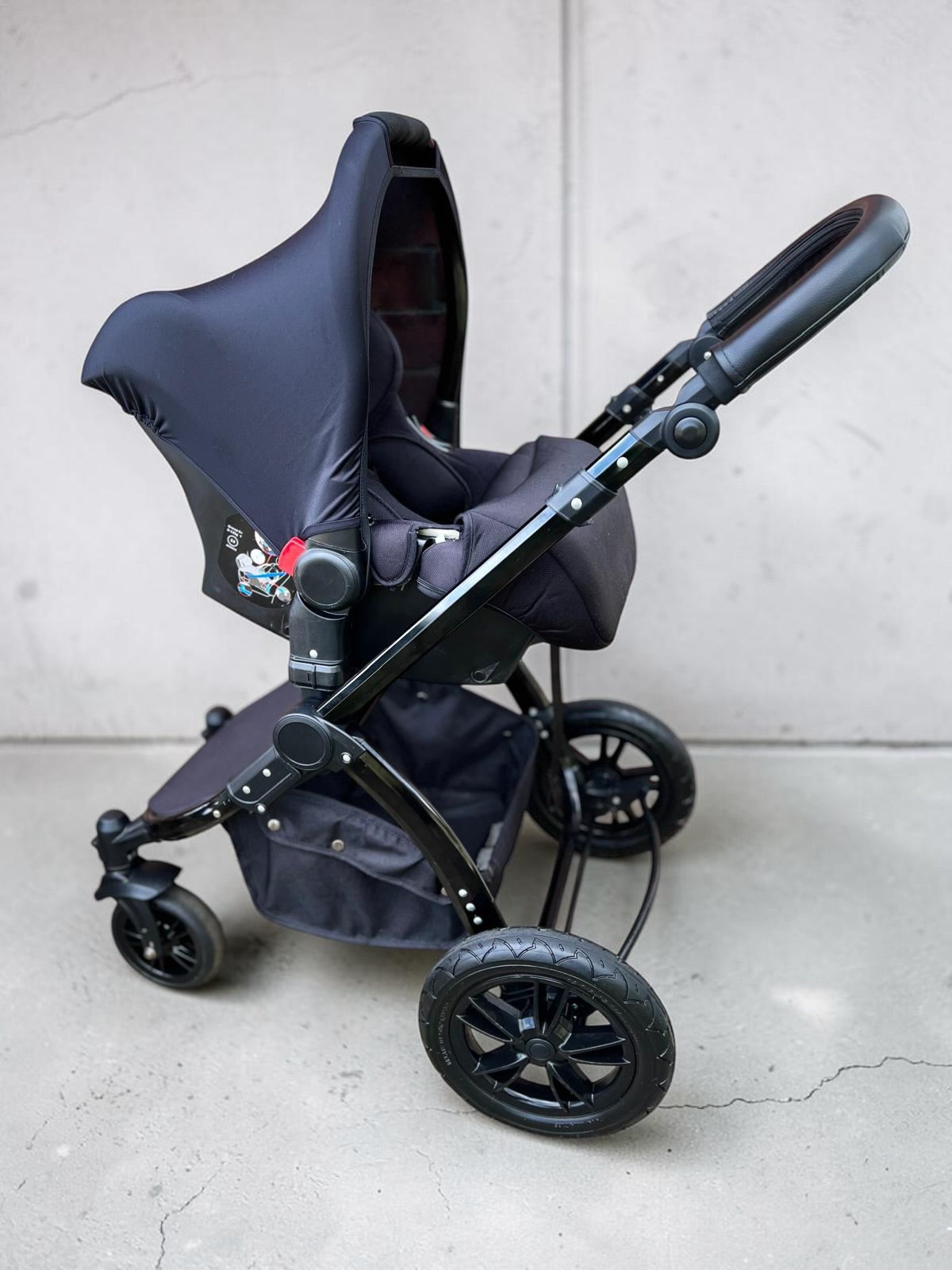 Ickle Bubba Stomp Luxe Travel System + Isofix Base - Desert / Black