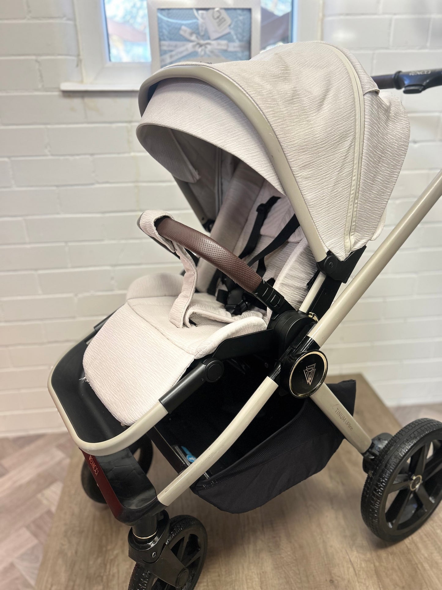 Venicci Tinum Upline - Stone Beige - 2 in 1 Travel System