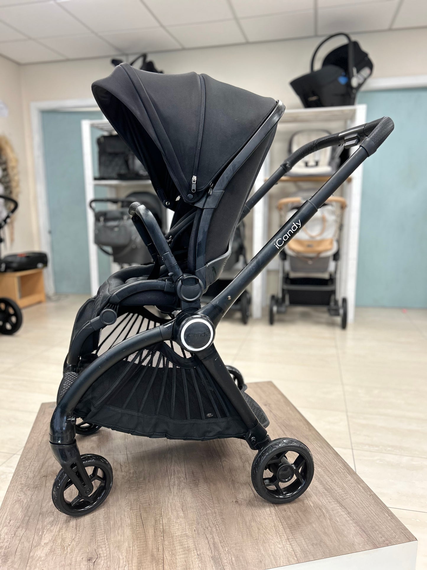 iCandy Core Pushchair and Carrycot - Complete Bundle - Jet, Black edition