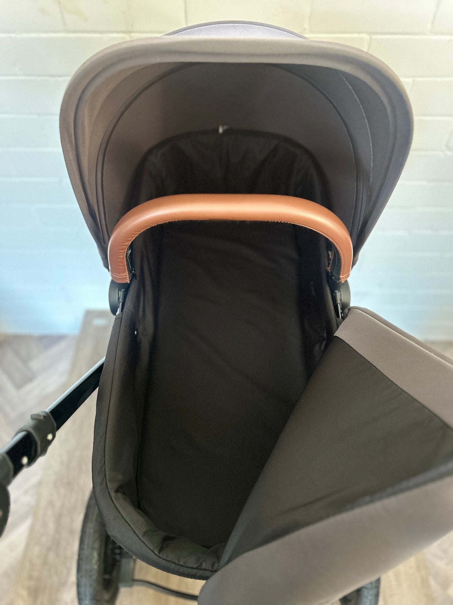 Ickle Bubba Stomp Luxe 3in1 Travel System- Charcoal Grey