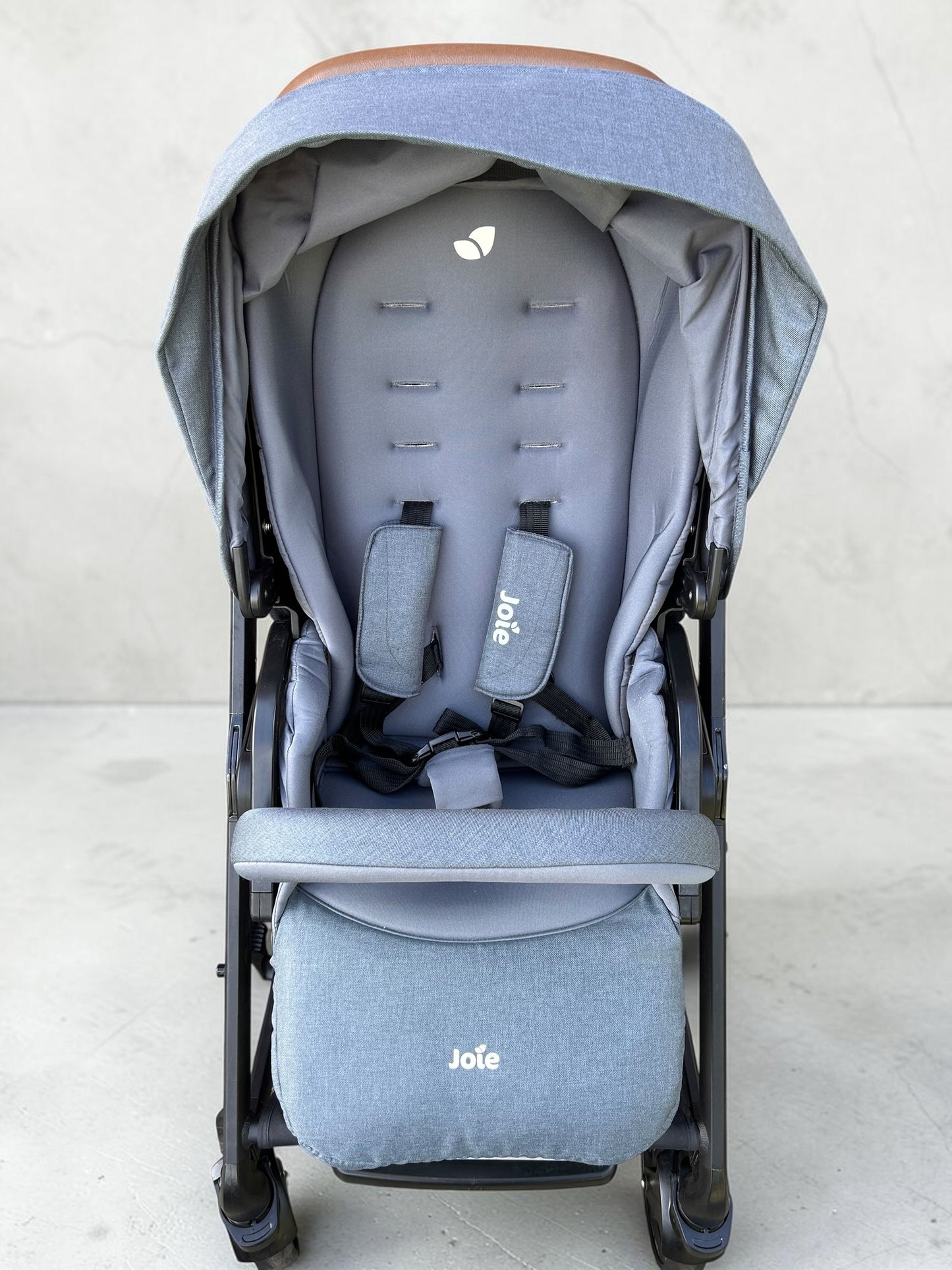 Joie Chrome DLX Trio 3-in-1 Travel System
