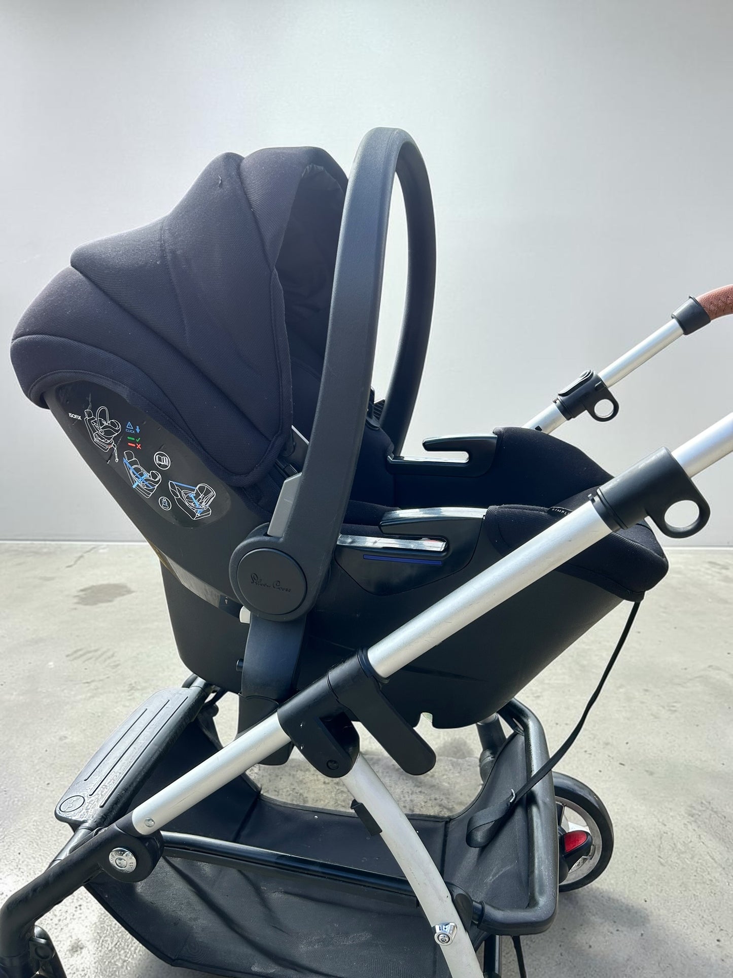 Silver Cross Wayfarer - 3 in 1 Travel System - Stone Grey