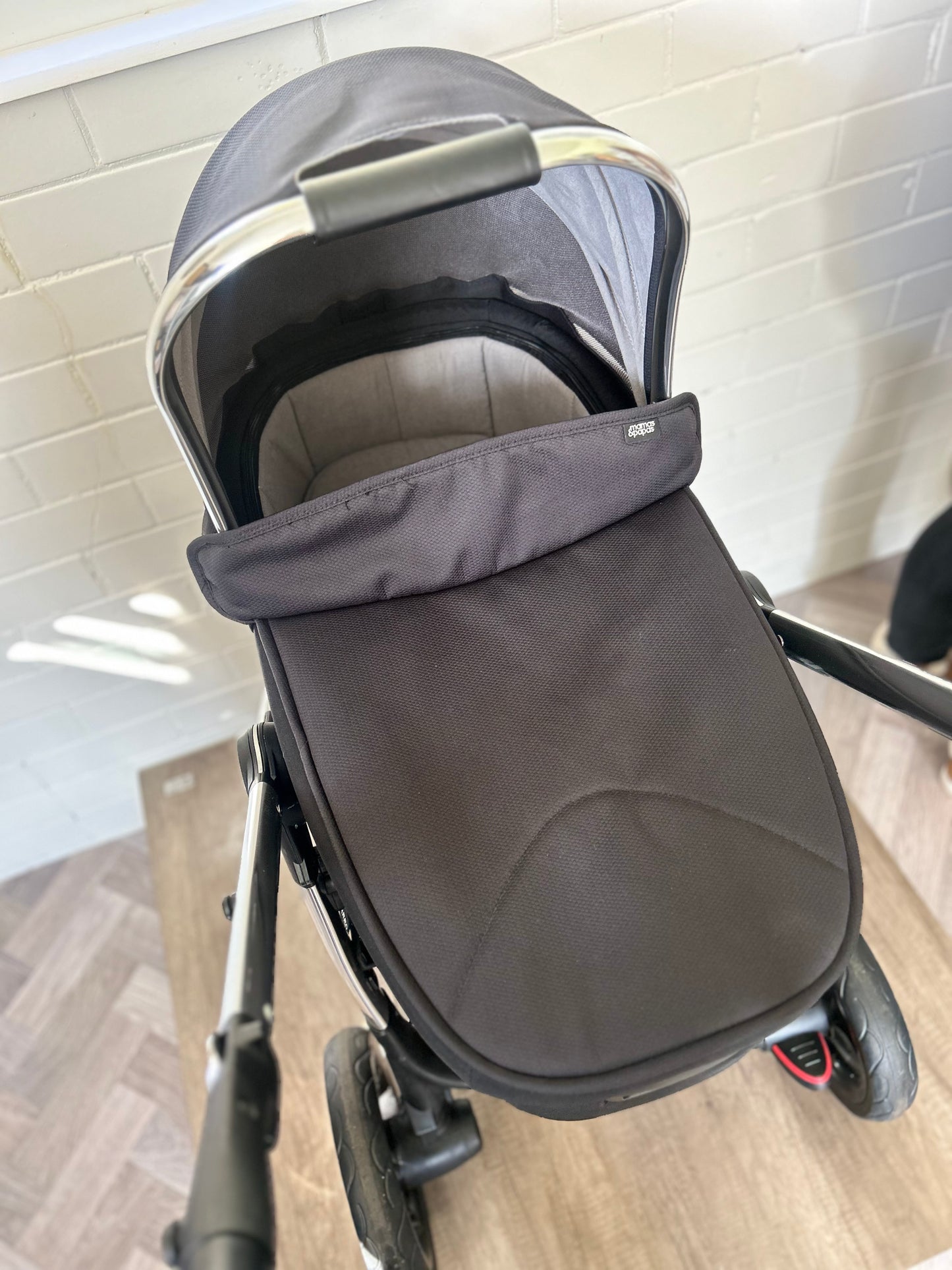 Mamas & Papas Ocarro Black / Chrome 3 in 1 Travel System