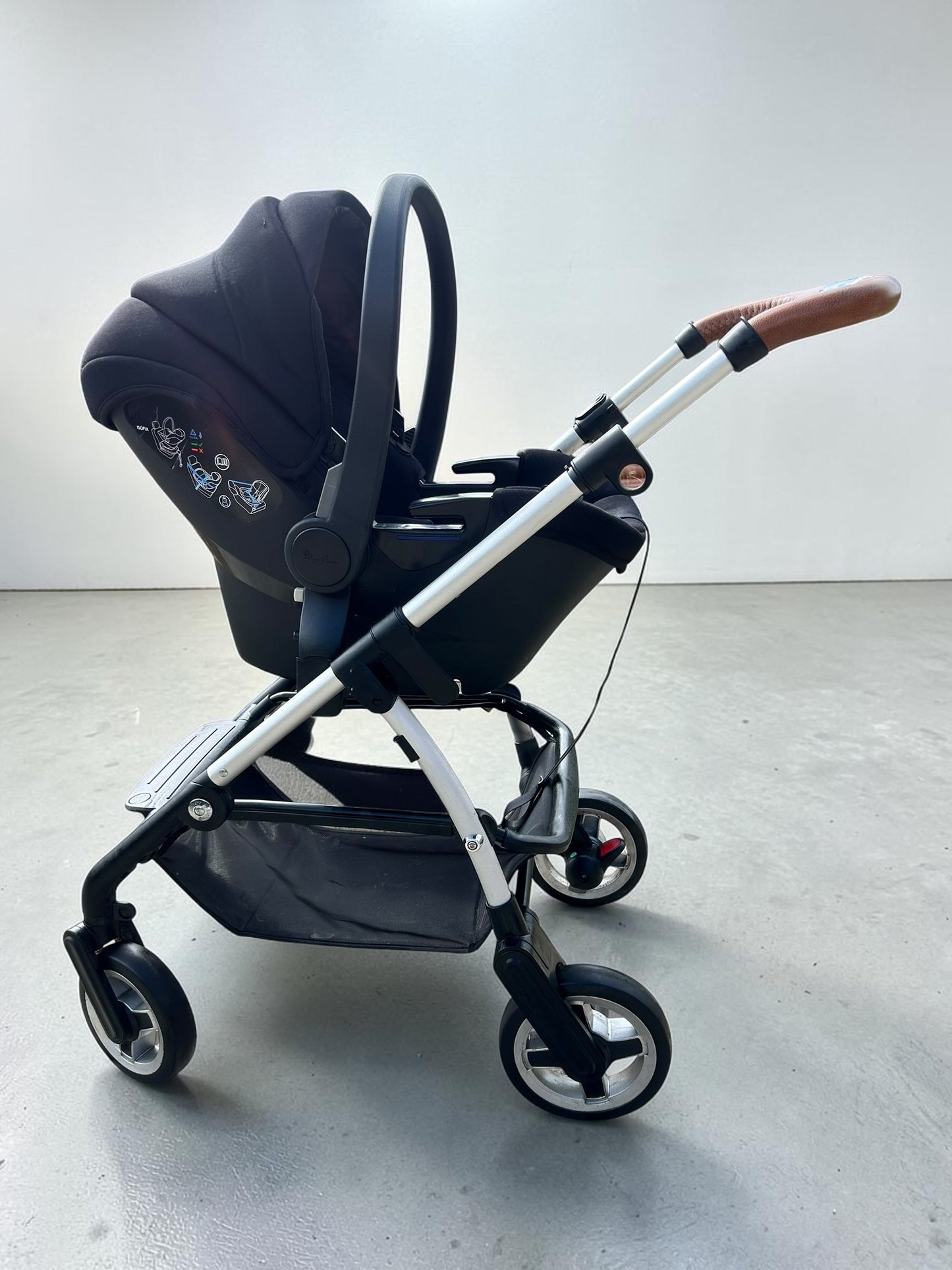 Silver Cross Wayfarer - 3 in 1 Travel System - Stone Grey