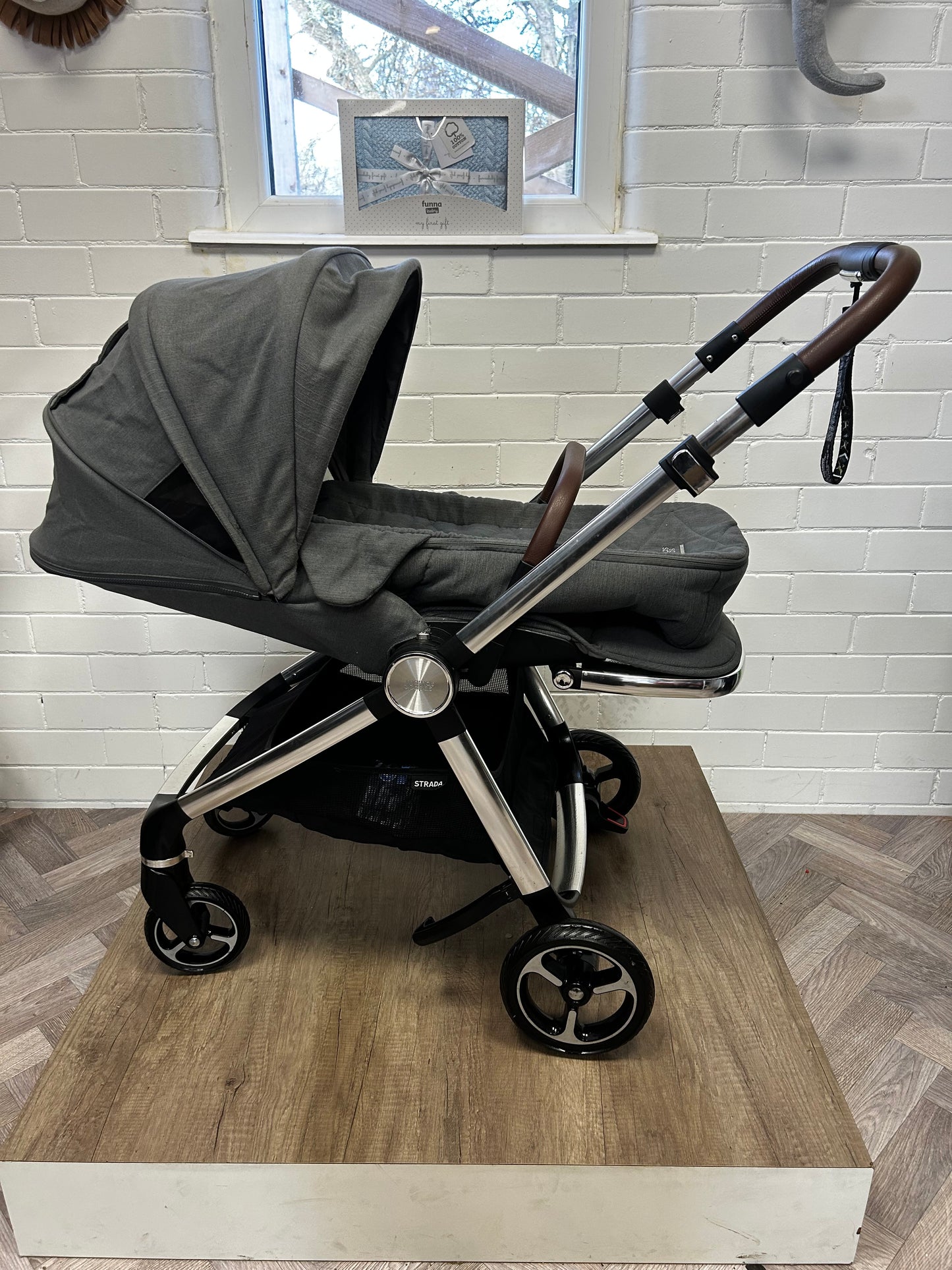 Mamas & Papas Strada 3in1 Travel System - Grey Mist