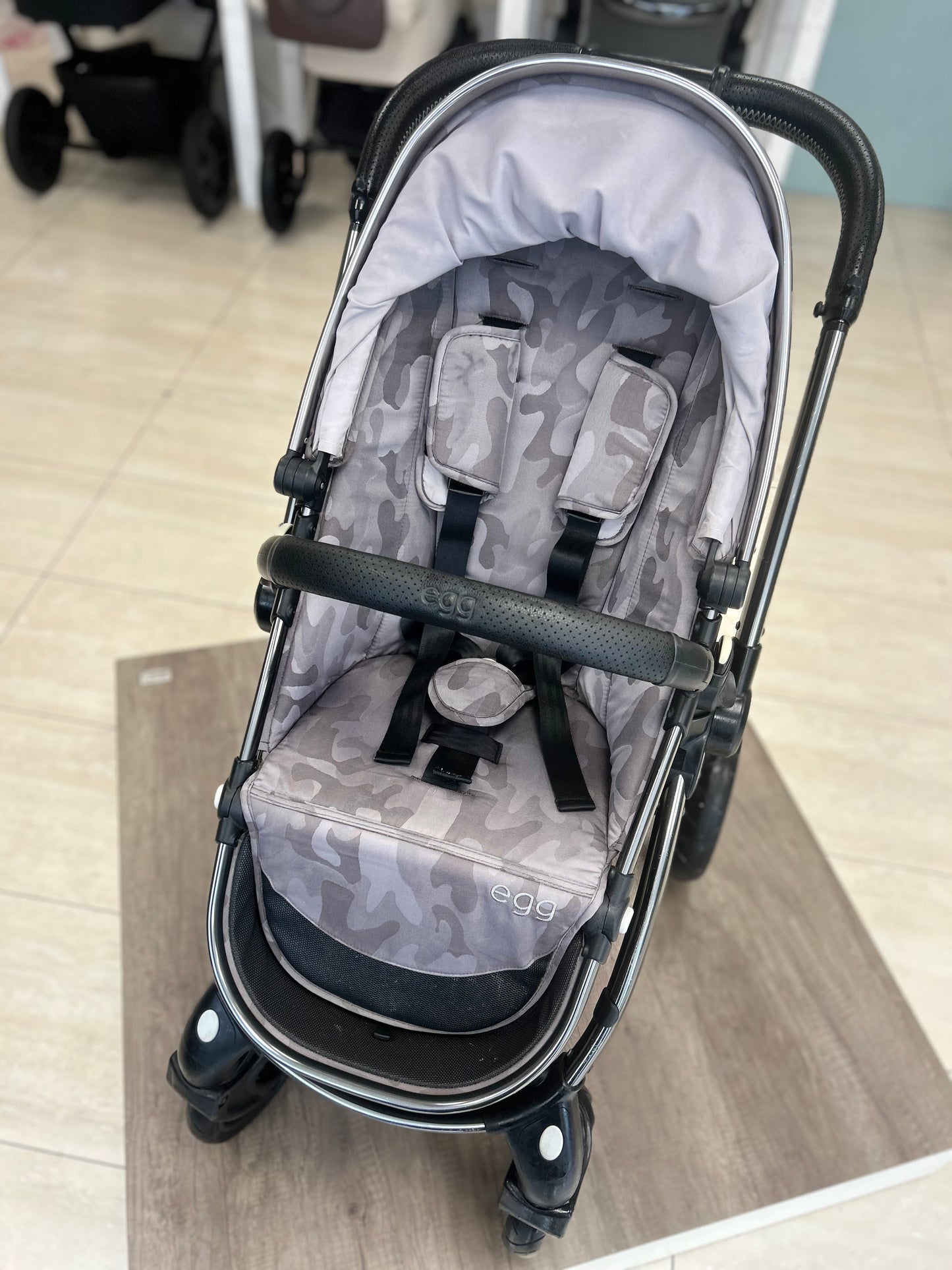 BabyStyle Egg Full Travel System  - Camo Grey