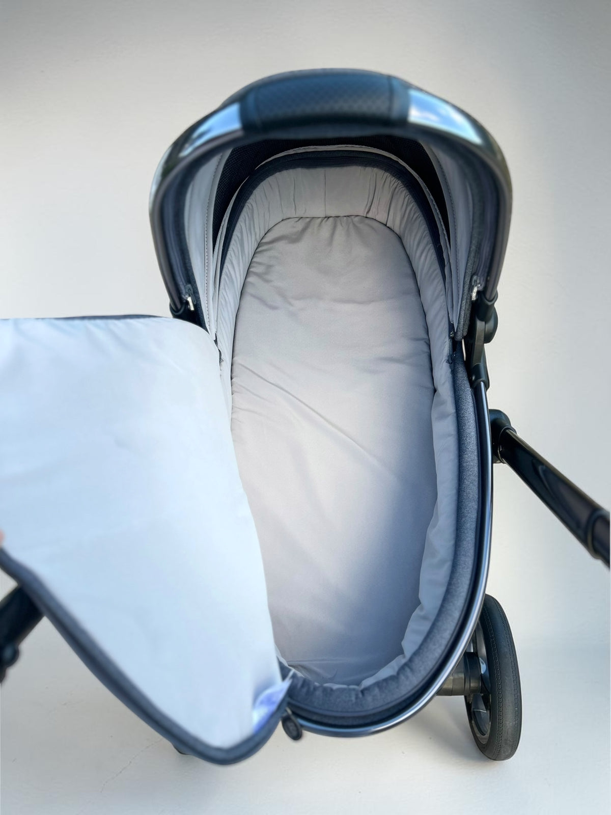 Egg 2 Luxury Travel System – Quartz