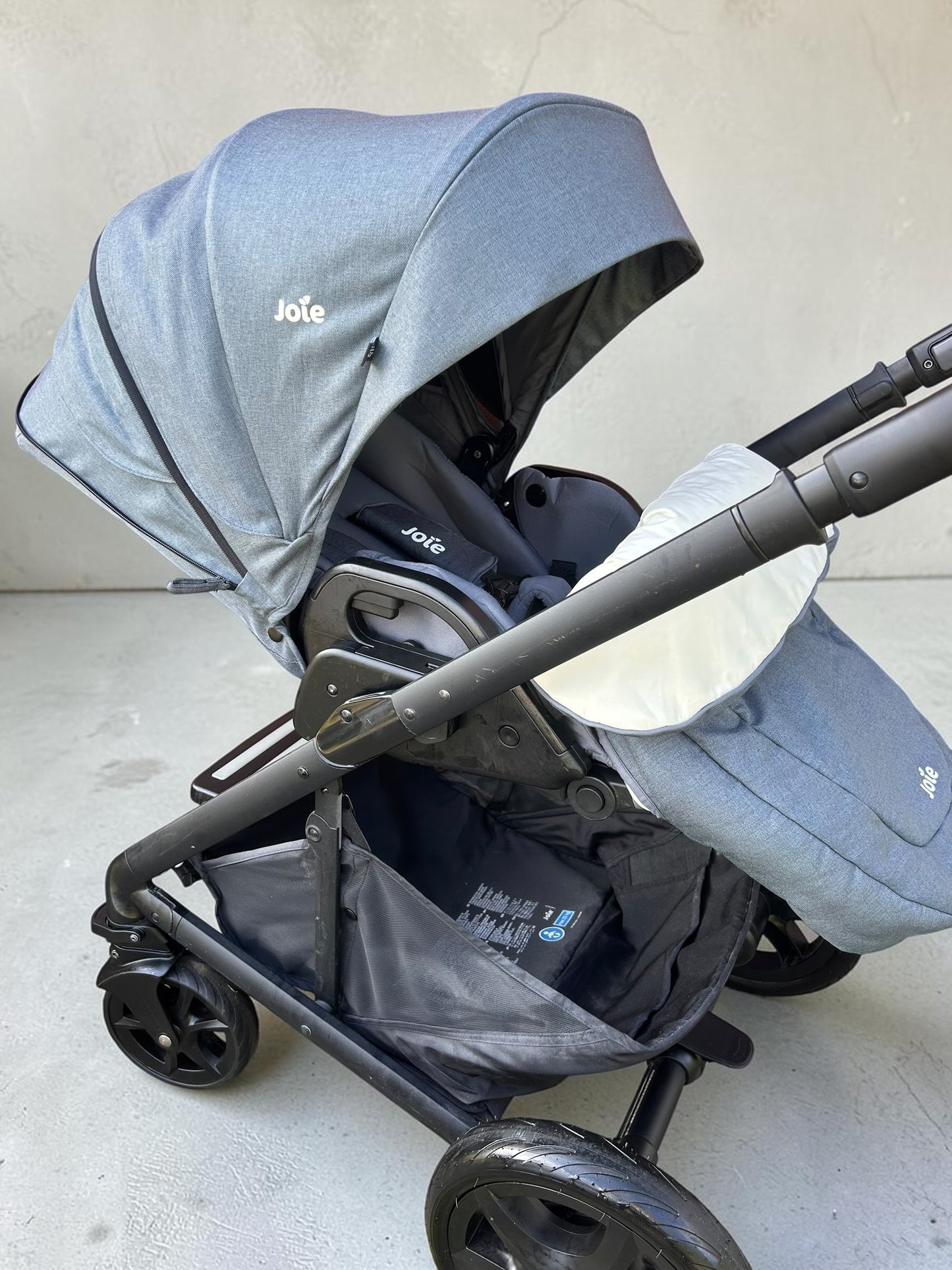 Joie Chrome DLX Trio 3-in-1 Travel System