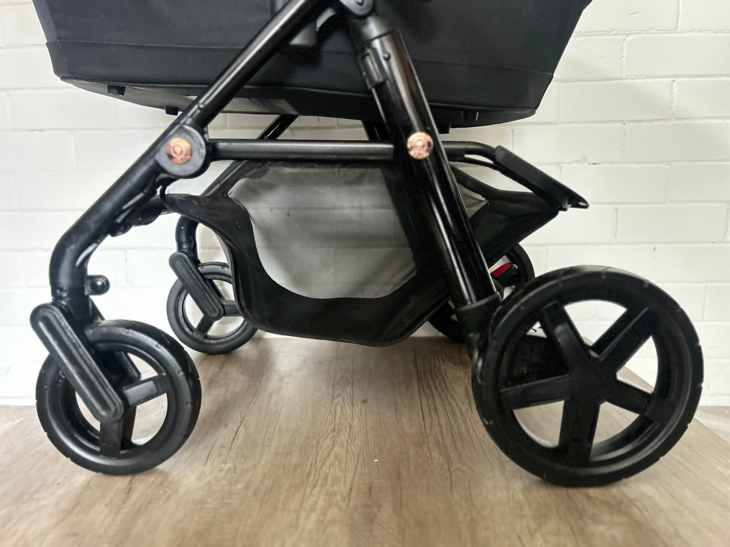 Silver Cross Pioneer - Special Edition - Eclipse