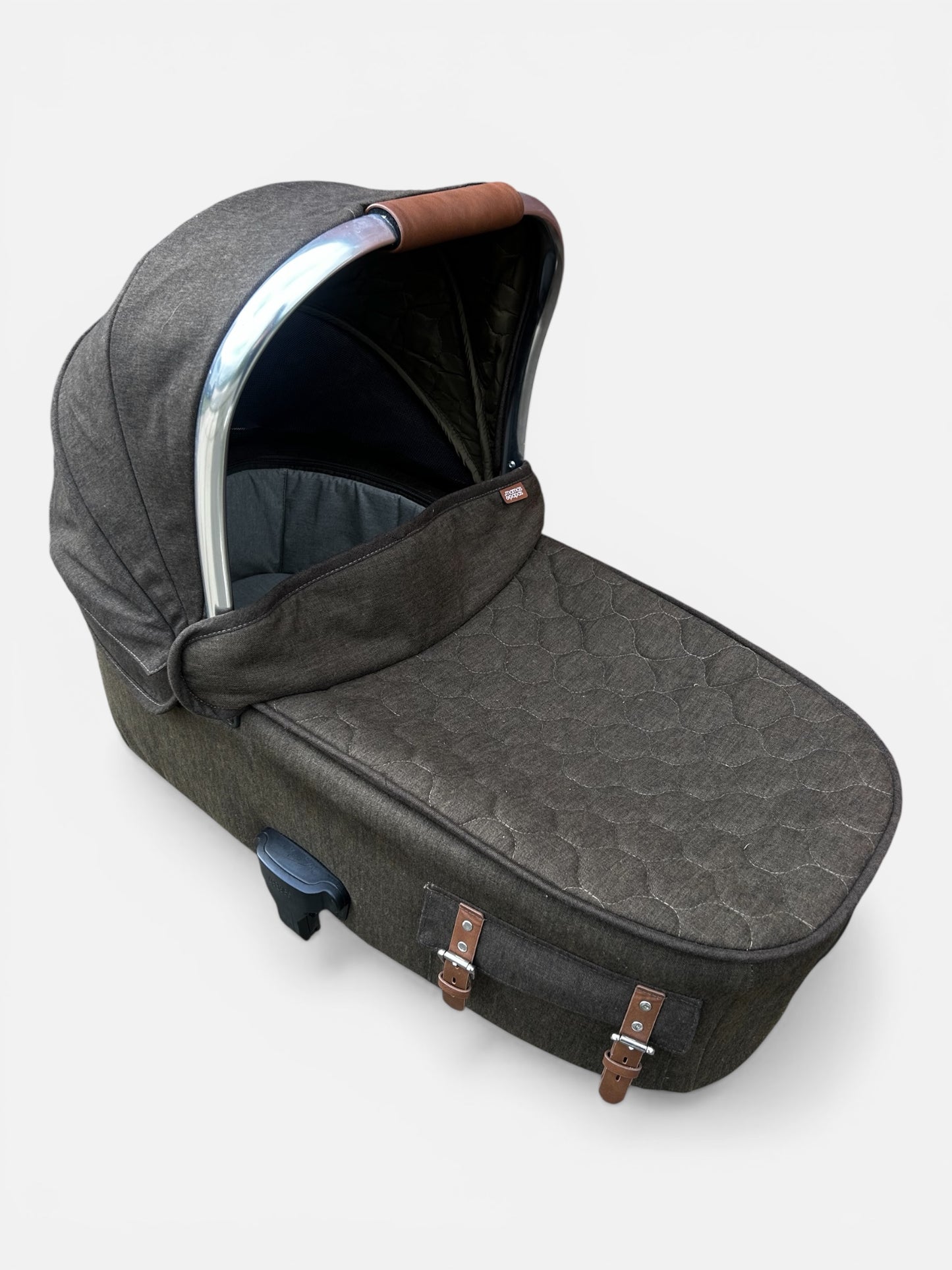 Mamas & Papas Ocarro Carrycot Khaki Explorer
