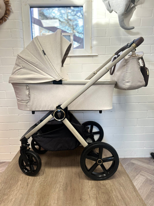 Venicci Tinum Upline - Stone Beige - 2 in 1 Travel System