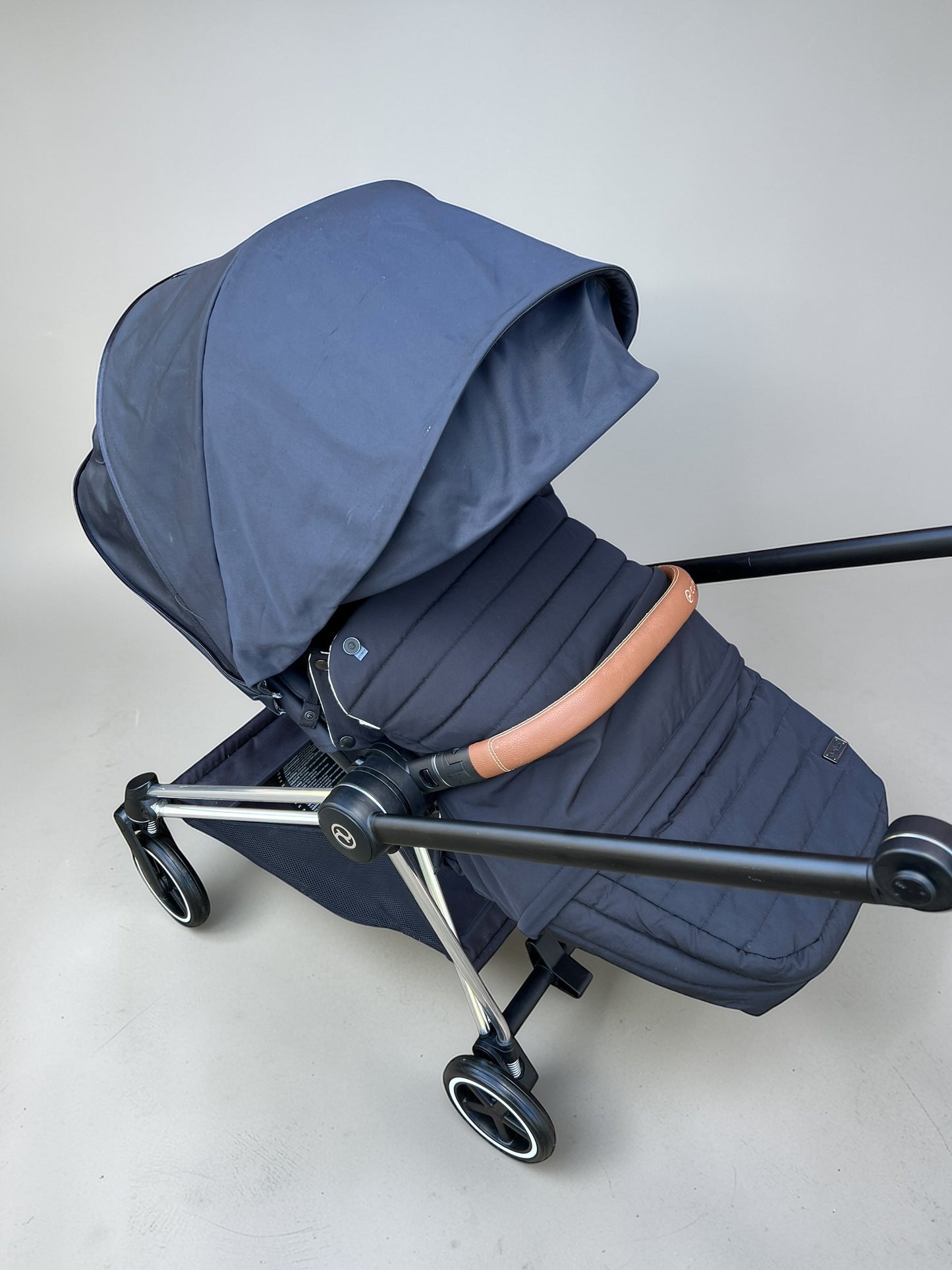 Cybex Mios 2in1 Travel System - Premium Black