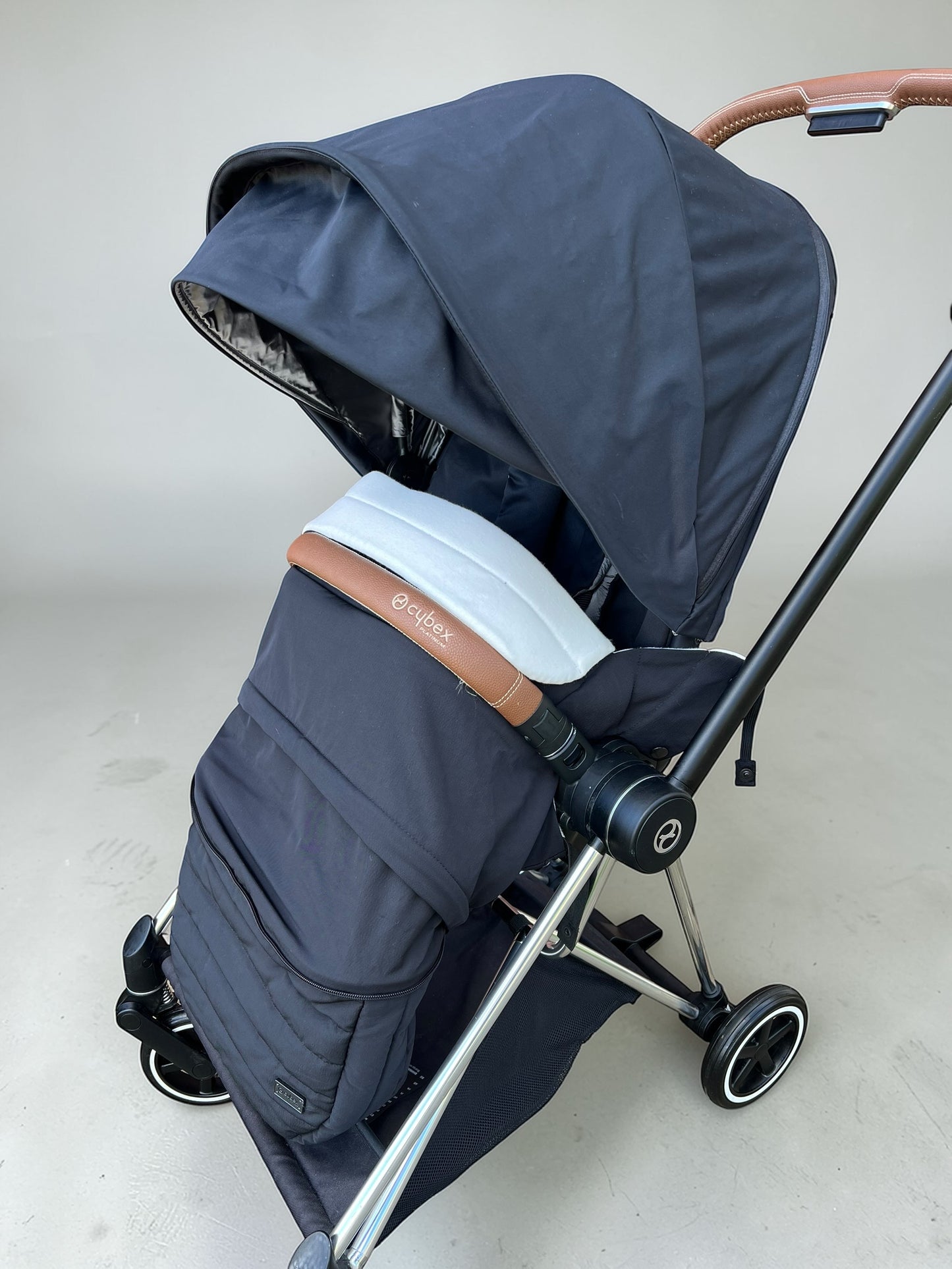 Cybex Mios 2in1 Travel System - Premium Black