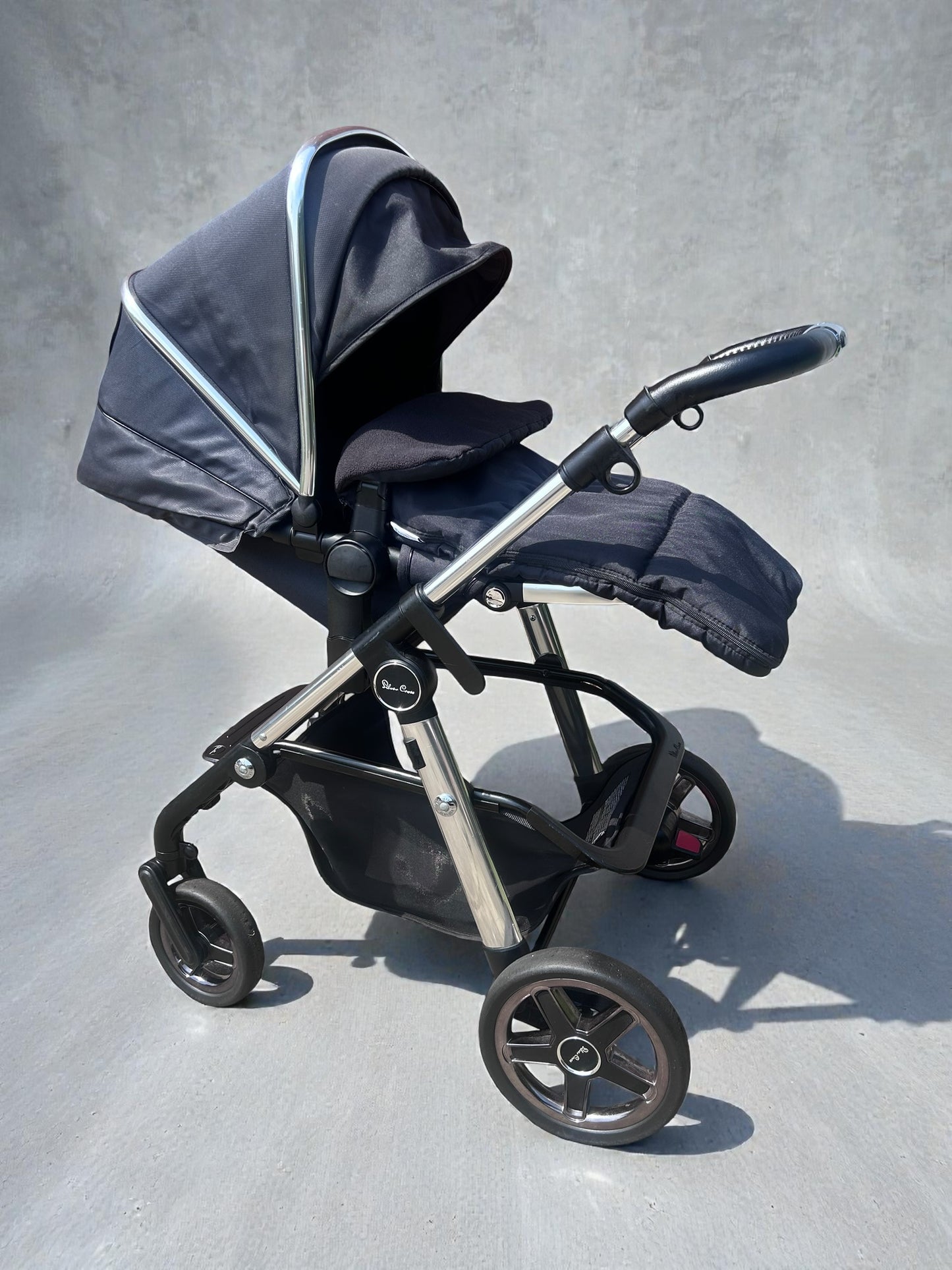 Silver Cross Pioneer Pram System - Pepper