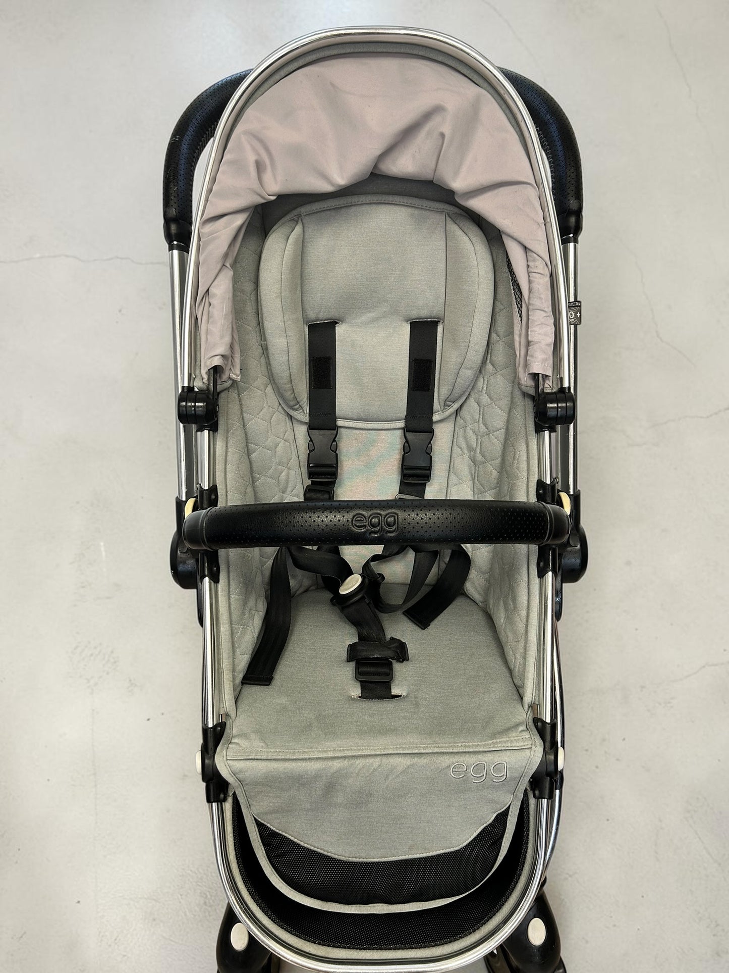 Egg2 Travel System - Monument Grey
