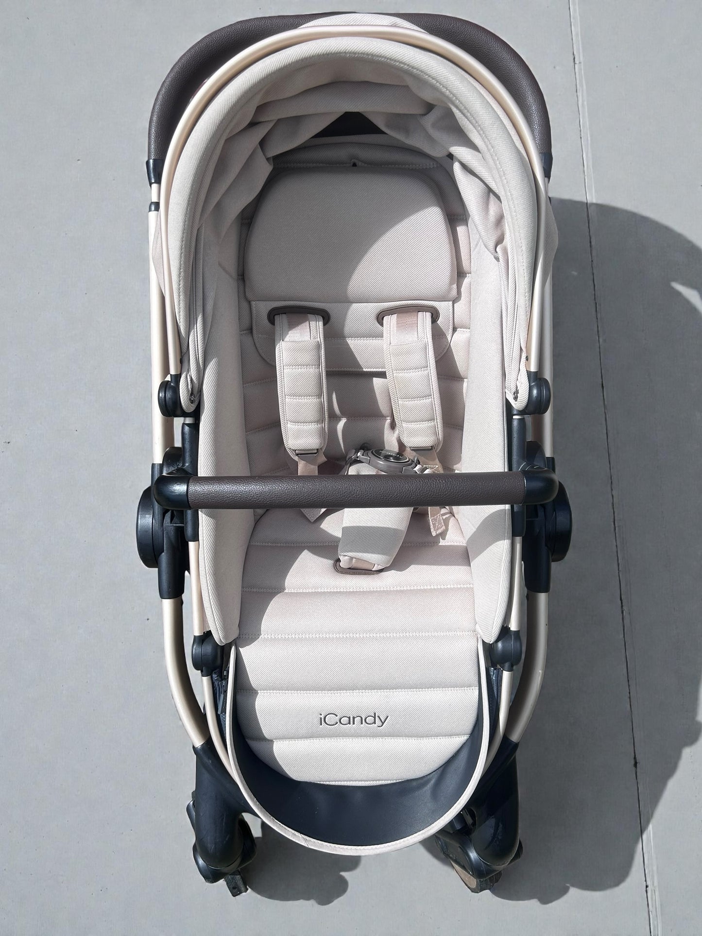 iCandy Peach 7 Complete Pushchair Bundle - Biscotti