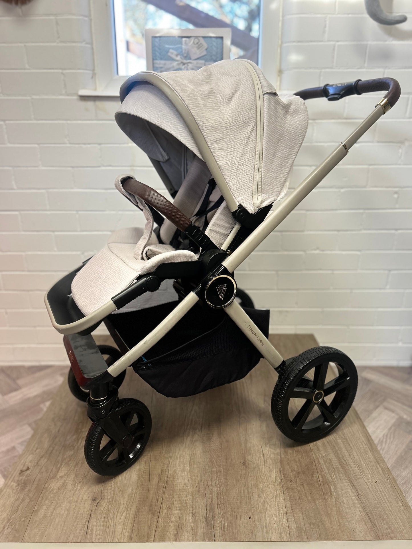 Venicci Tinum Upline - Stone Beige - 2 in 1 Travel System