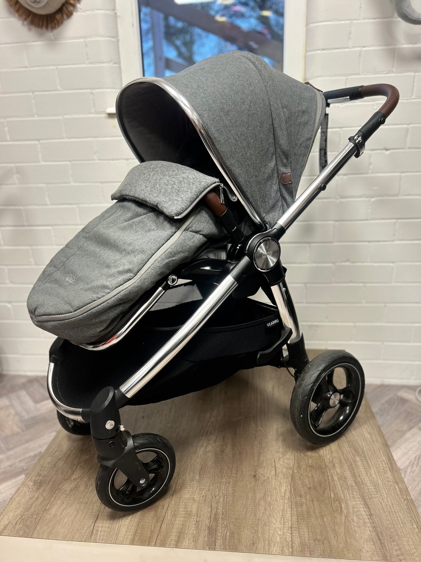 Mamas And Papas Ocarro Pushchair & Carrycot - Grey Mist