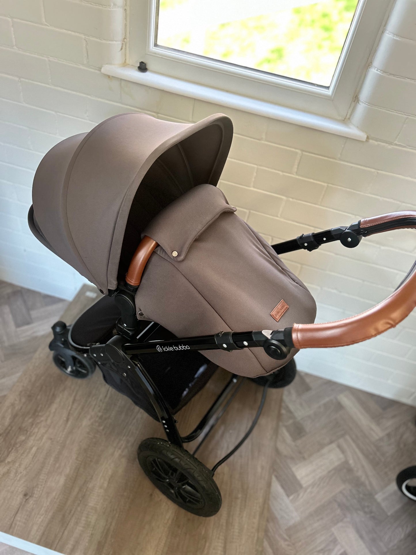 Ickle Bubba Stomp Luxe 3in1 Travel System- Charcoal Grey