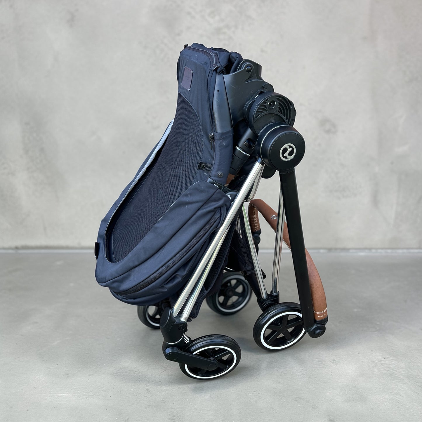 Cybex Mios 2in1 Travel System - Premium Black