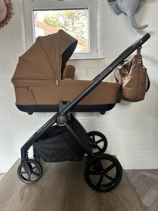 Venicci Claro 3 in 1 Travel System – Caramel