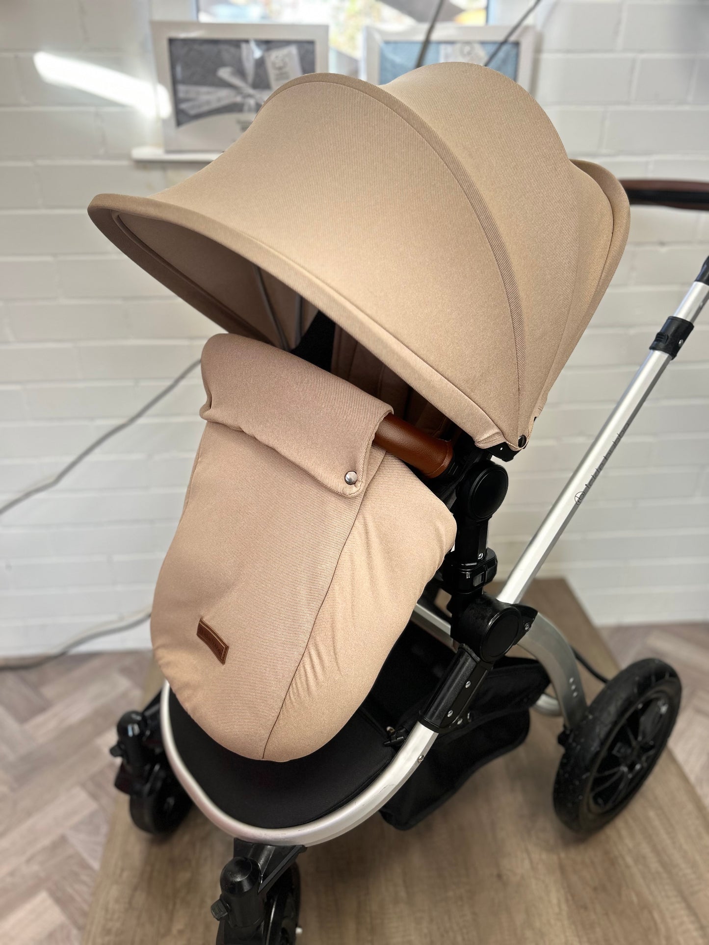 Ickle Bubba Stomp Luxe - Desert - 3 in 1 Travel System