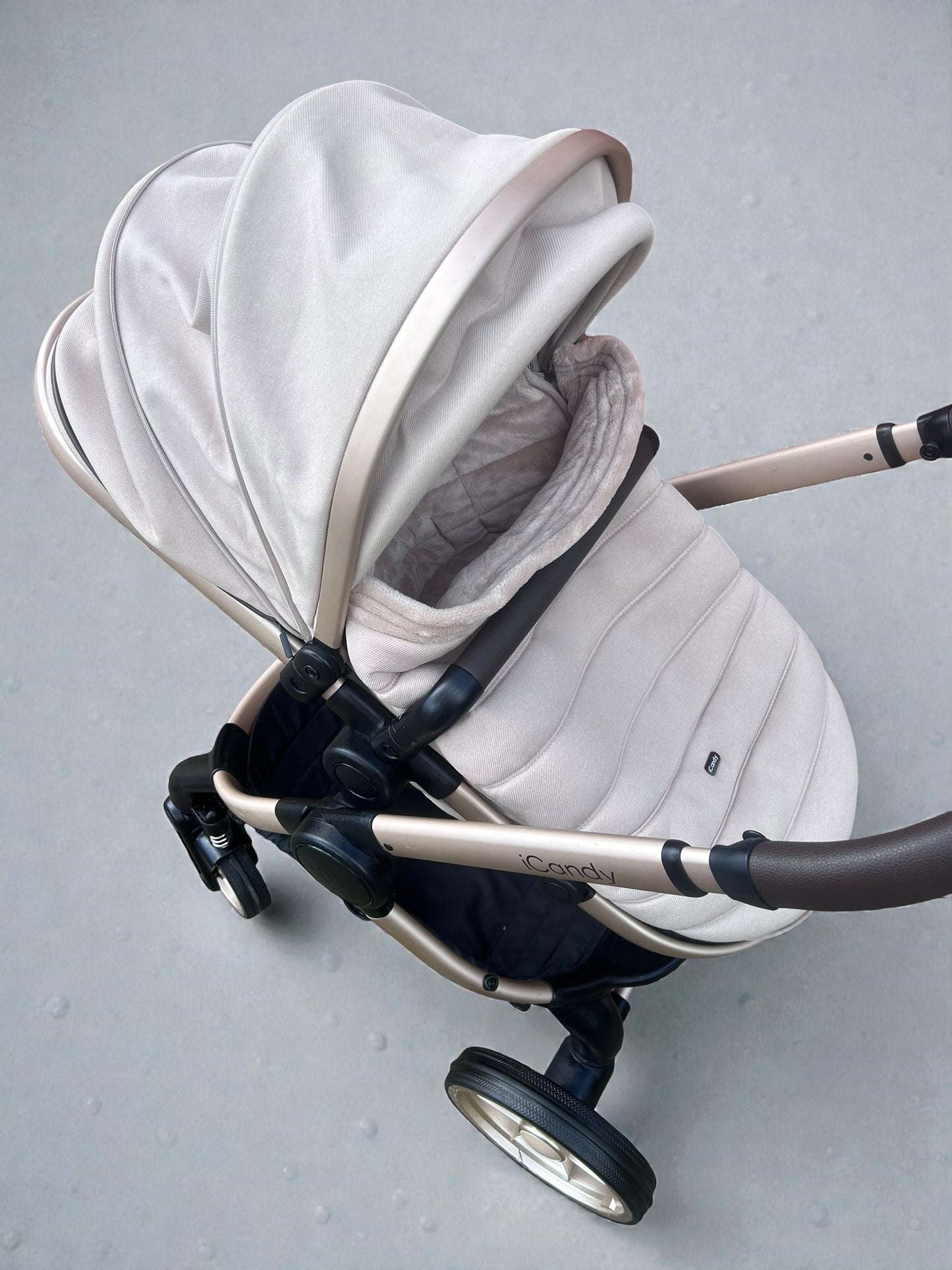 iCandy Peach 7 Complete Pushchair Bundle - Biscotti